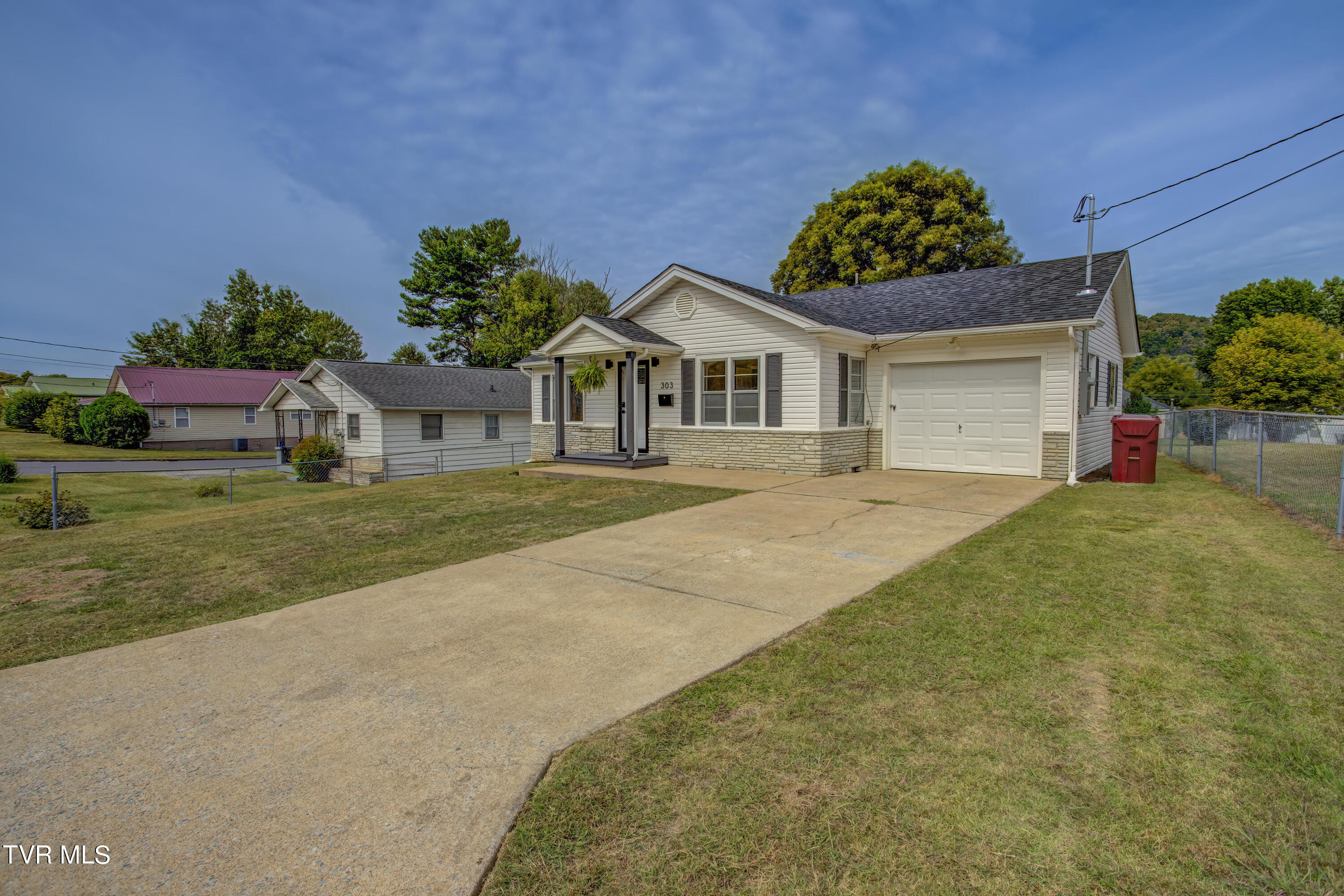 303 Bettie Street