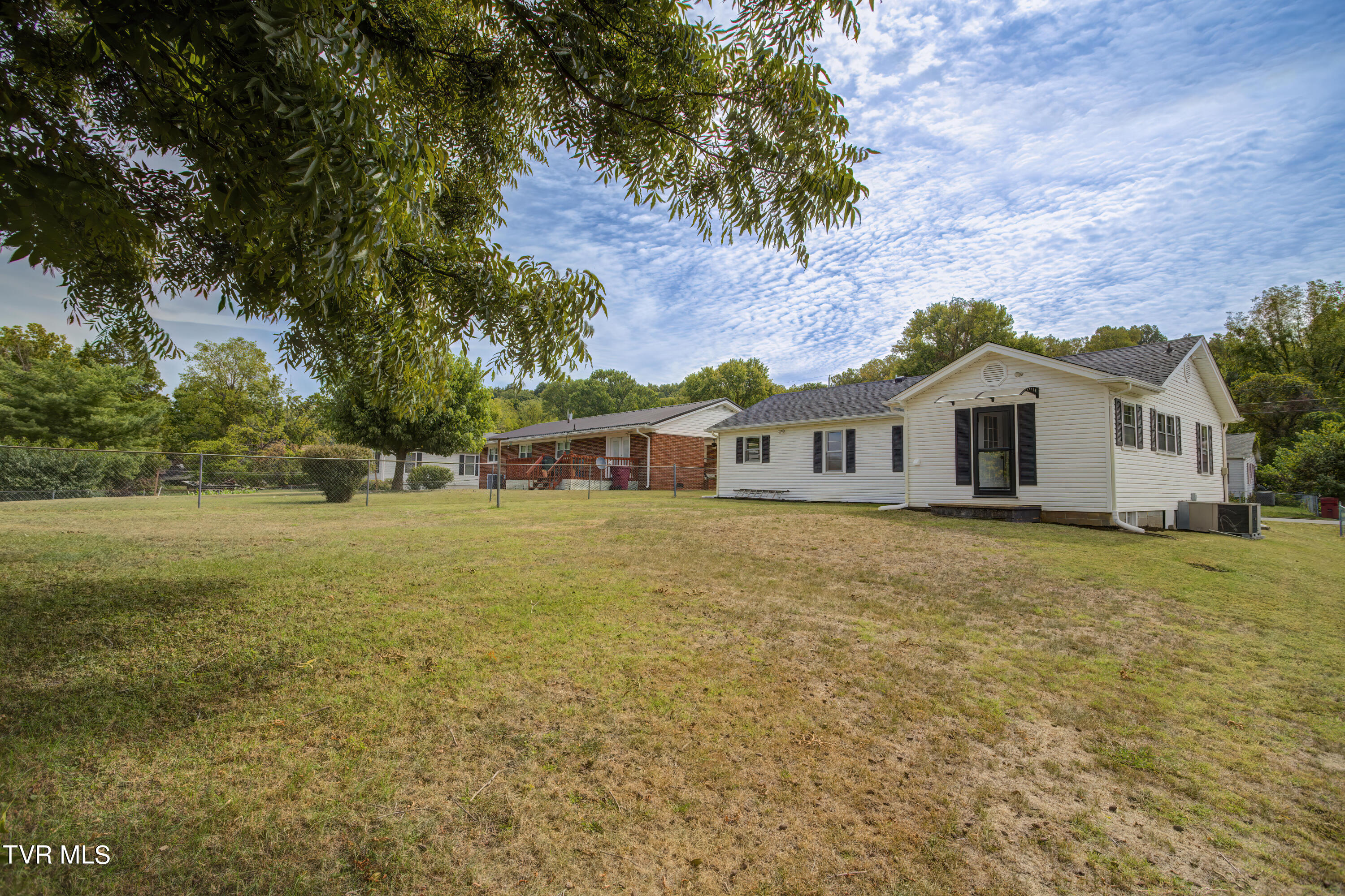 303 Bettie Street