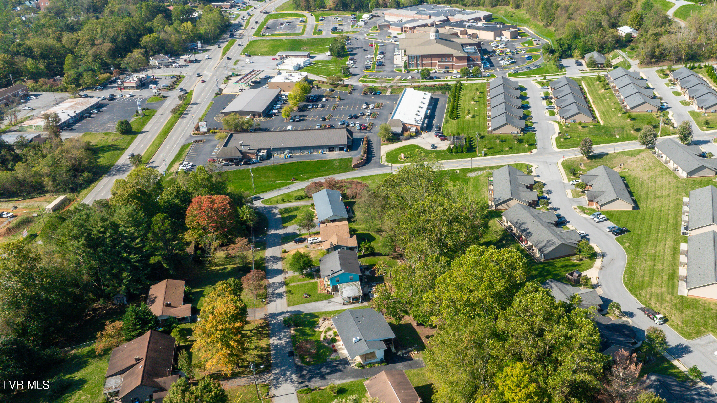 407 Hillrise Drive