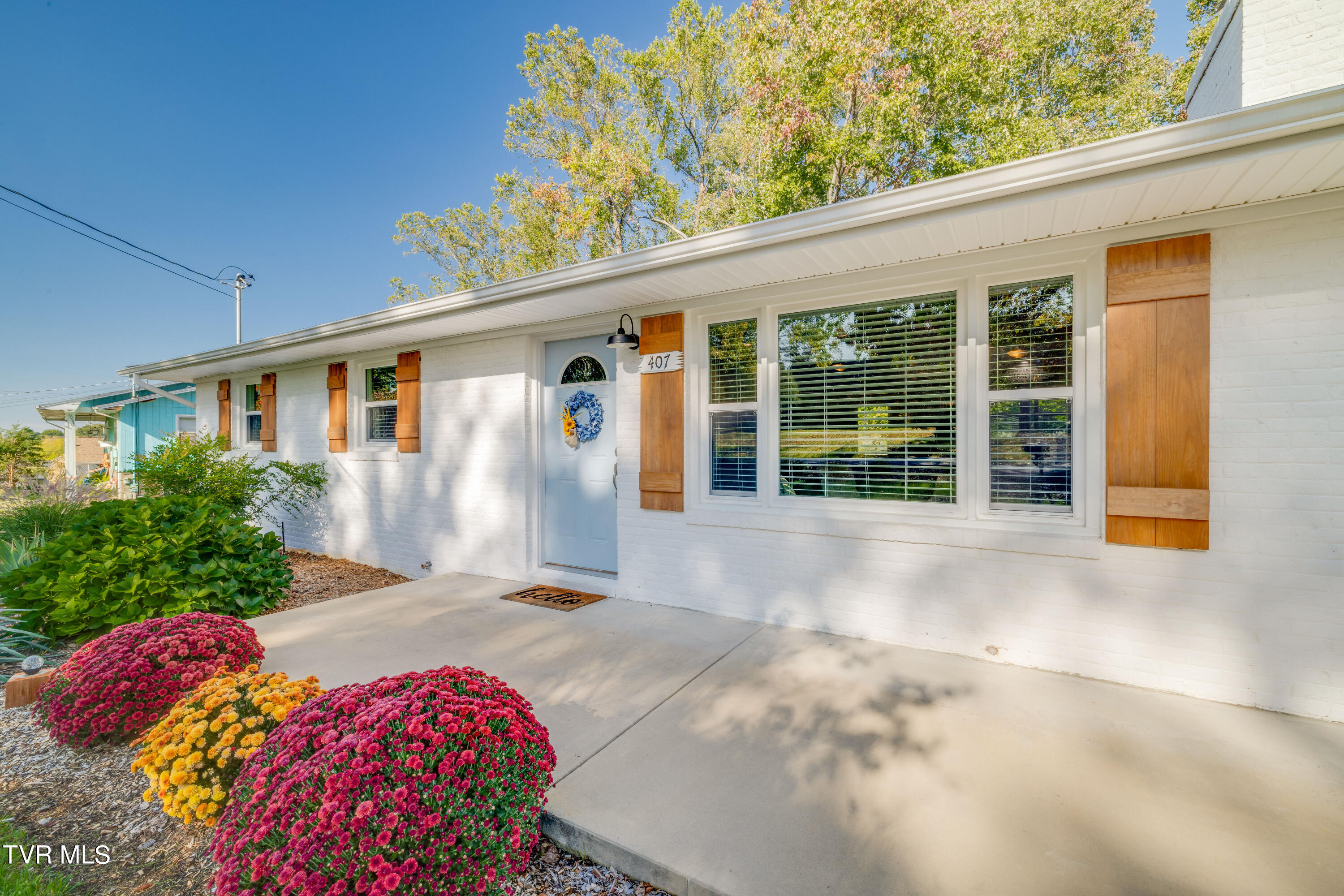 407 Hillrise Drive
