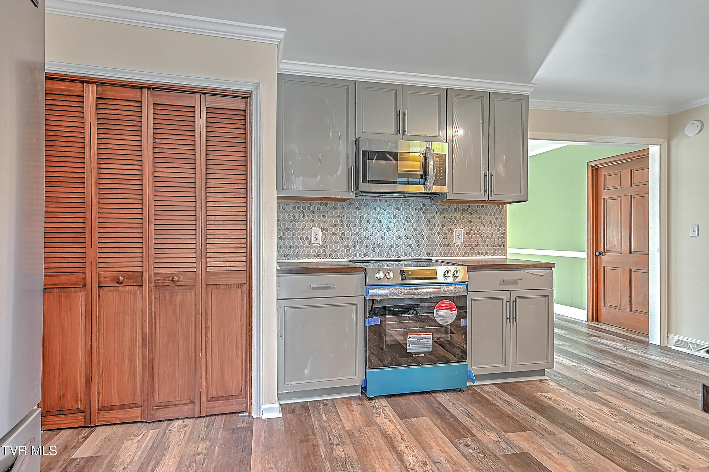 309 Coralwood Drive