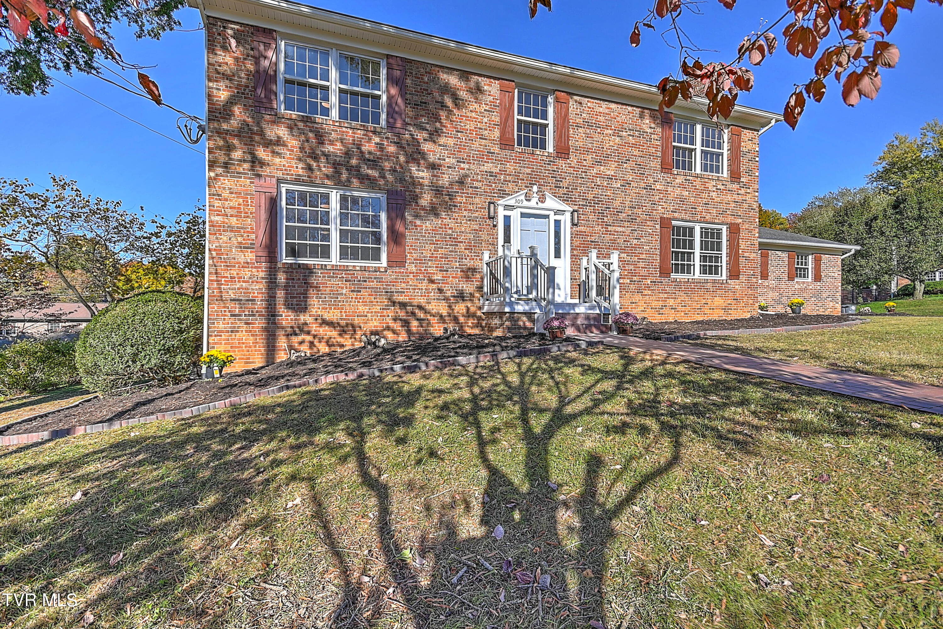 309 Coralwood Drive