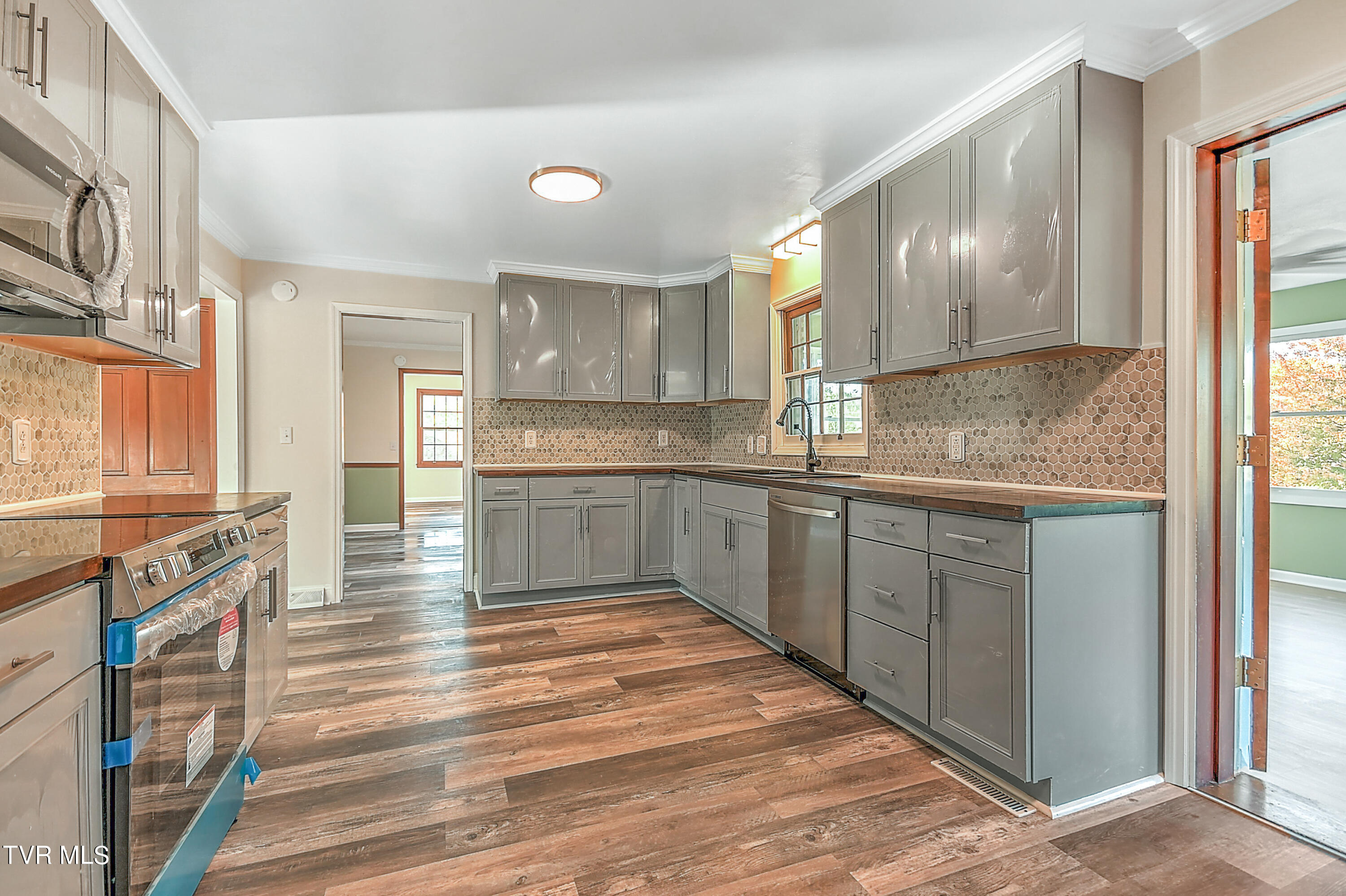 309 Coralwood Drive