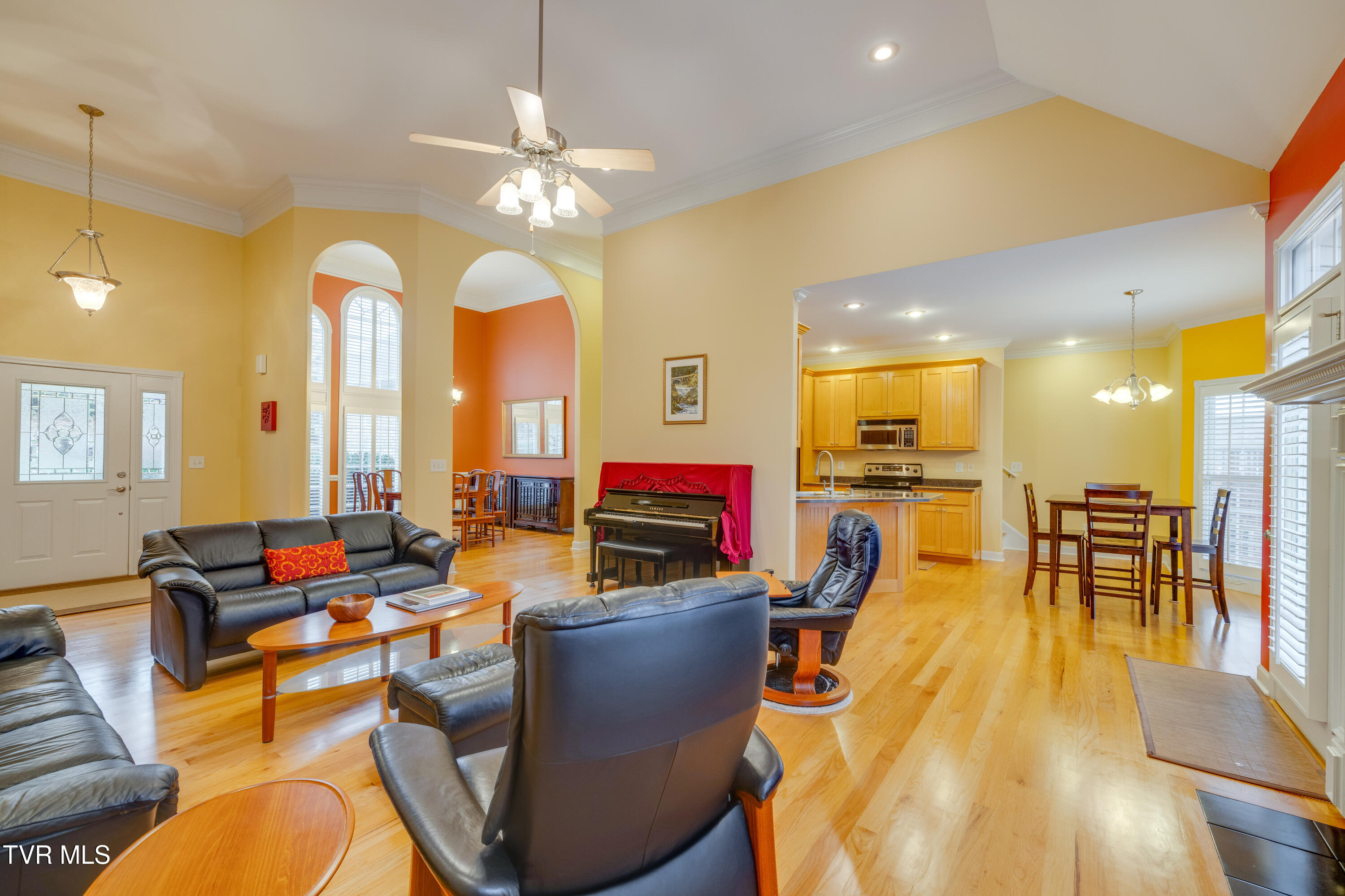 212 Emerald Chase Circle