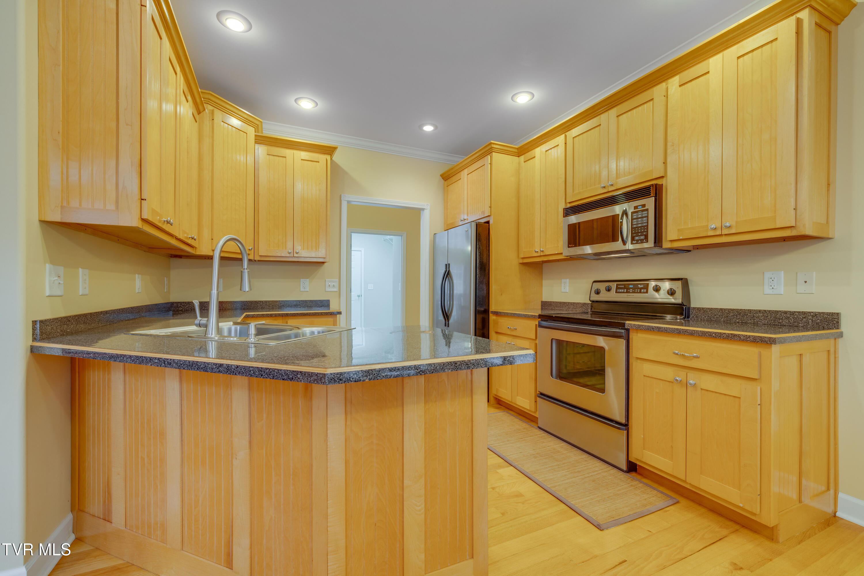 212 Emerald Chase Circle