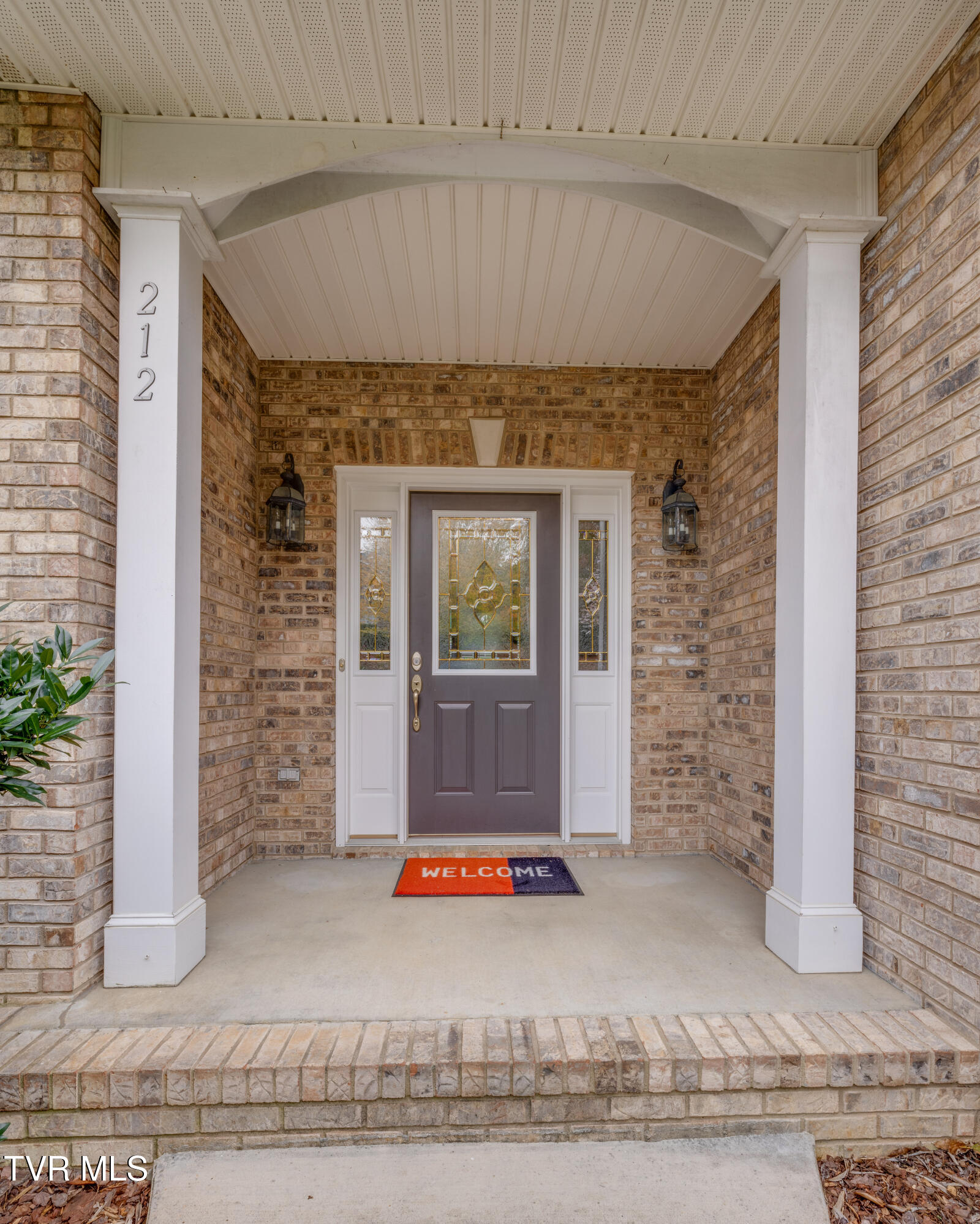 212 Emerald Chase Circle