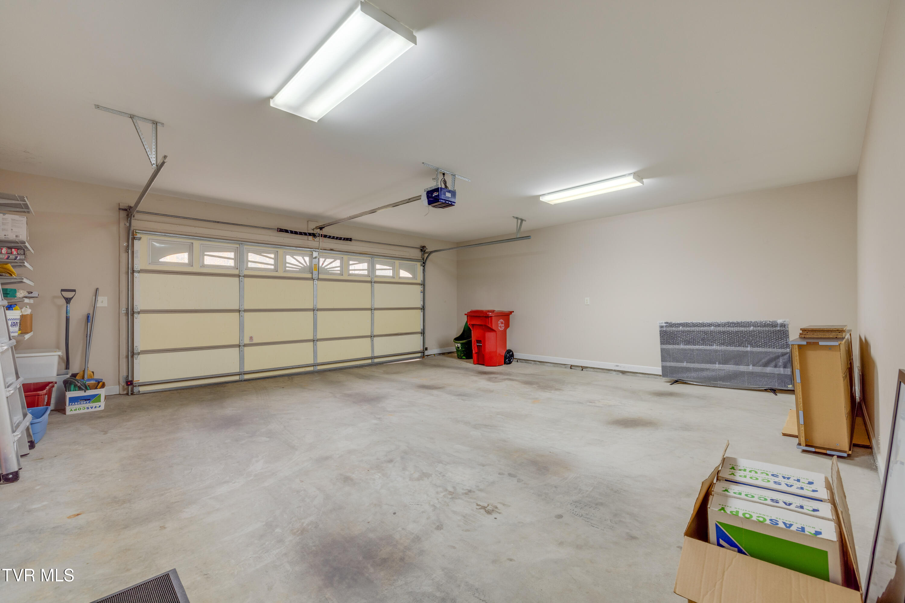212 Emerald Chase Circle