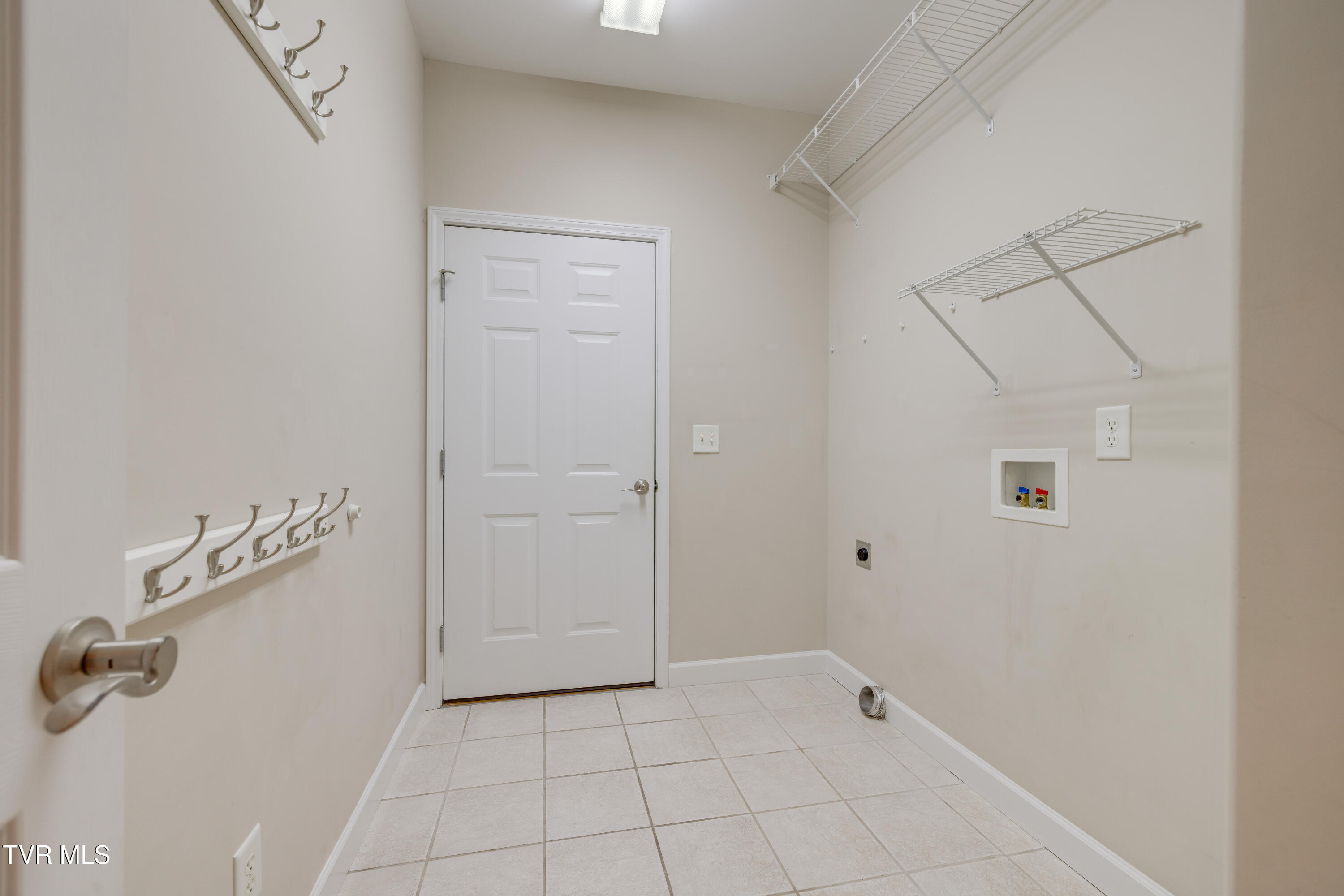 212 Emerald Chase Circle