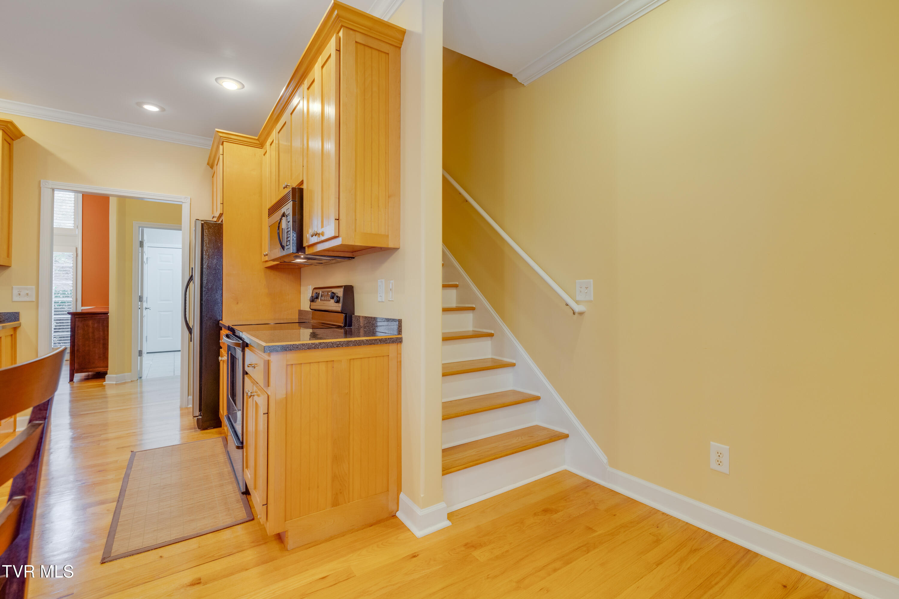 212 Emerald Chase Circle