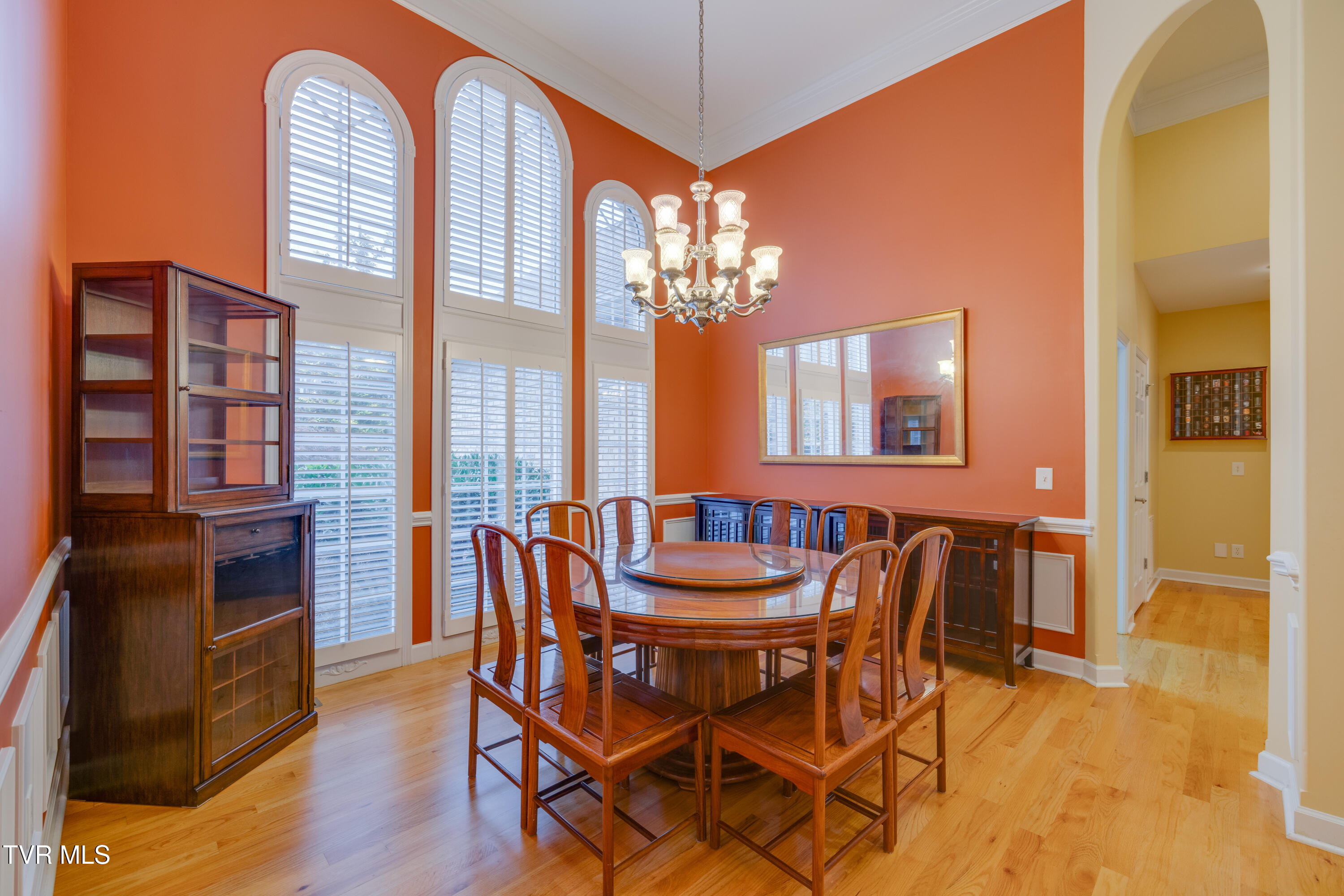 212 Emerald Chase Circle