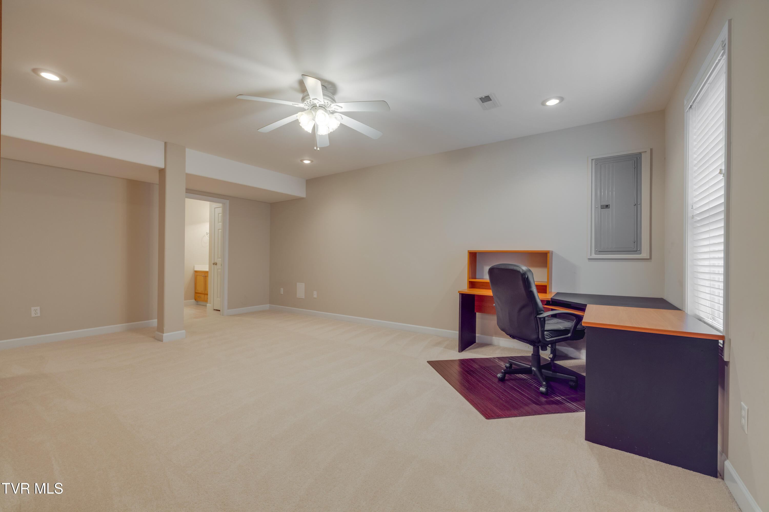 212 Emerald Chase Circle