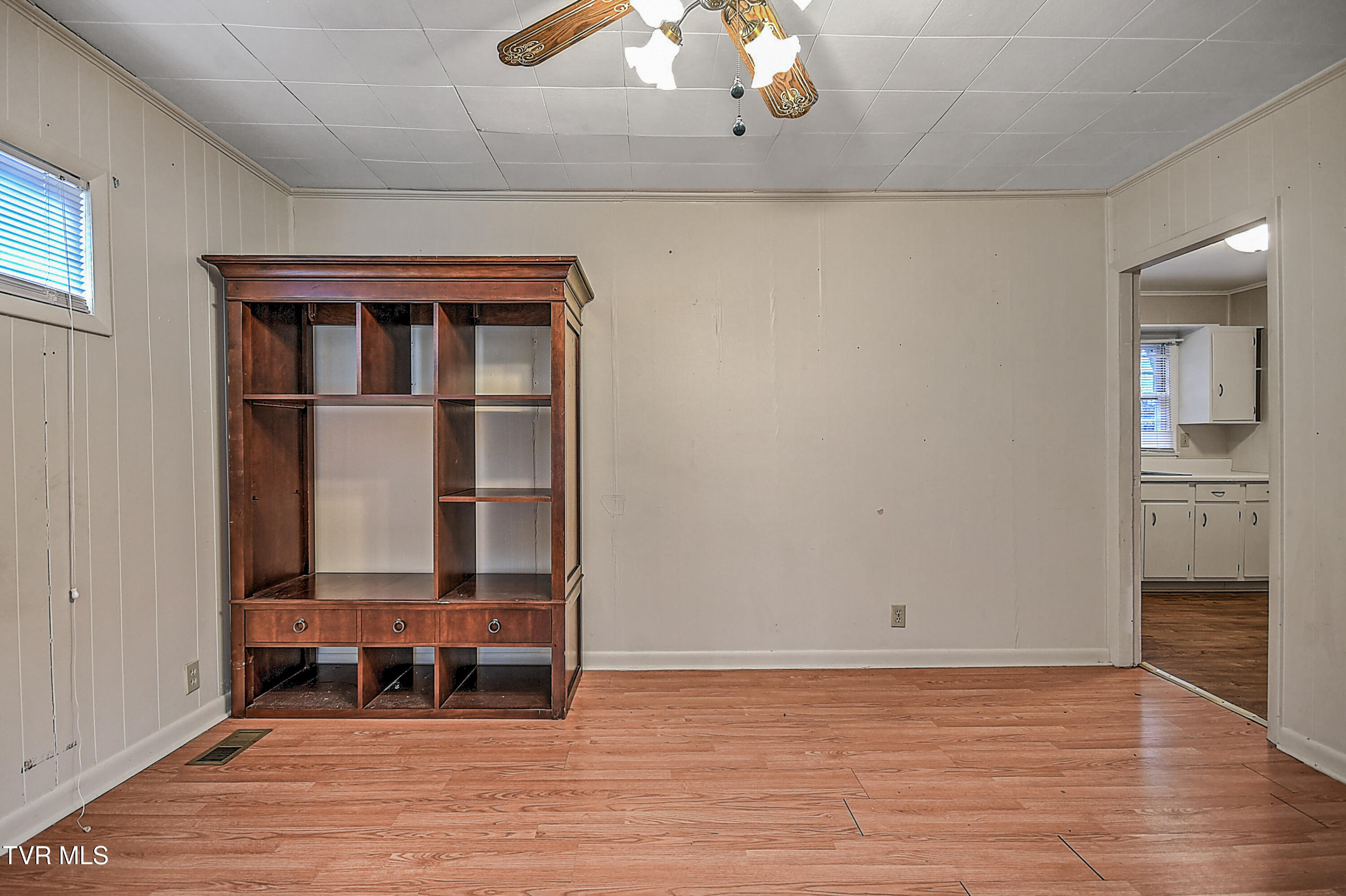 2033 Burke Drive