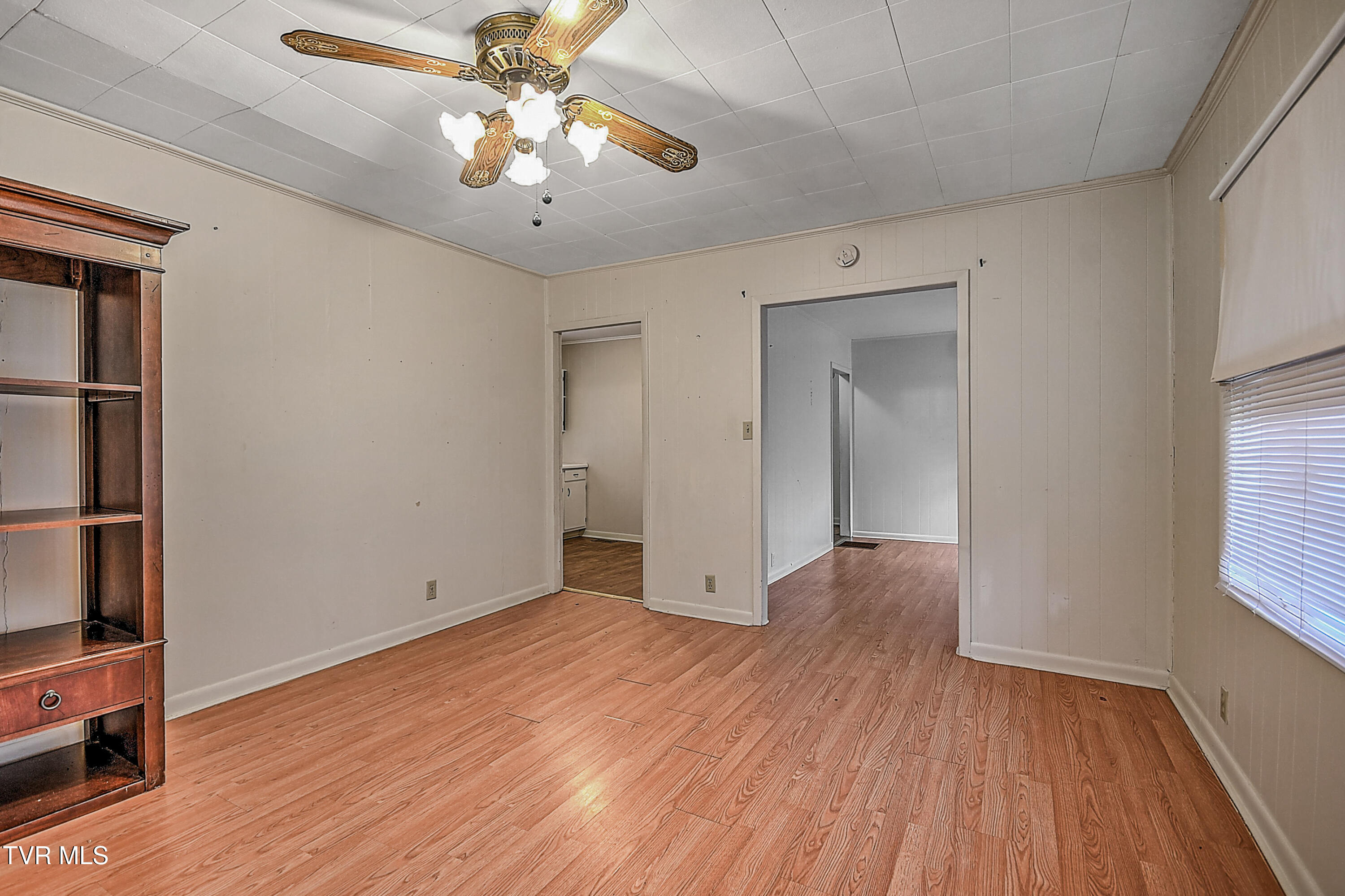 2033 Burke Drive