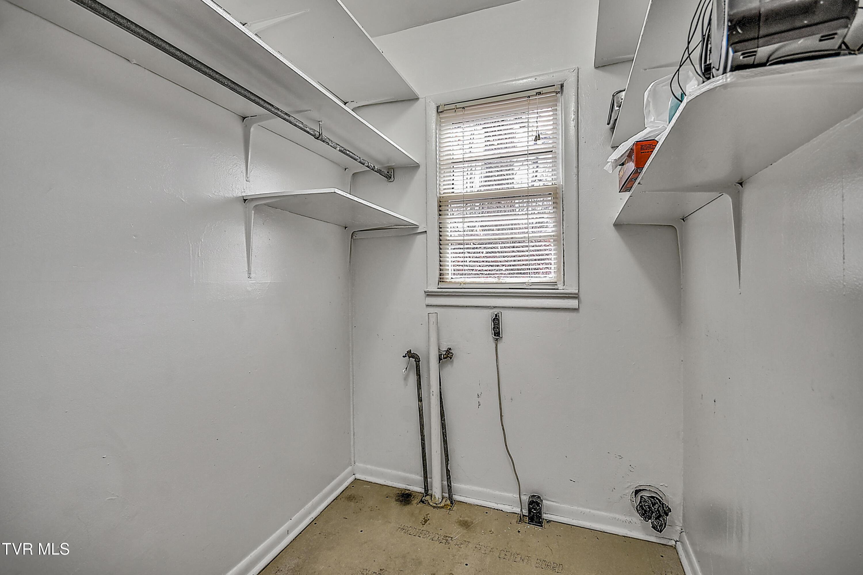 2033 Burke Drive
