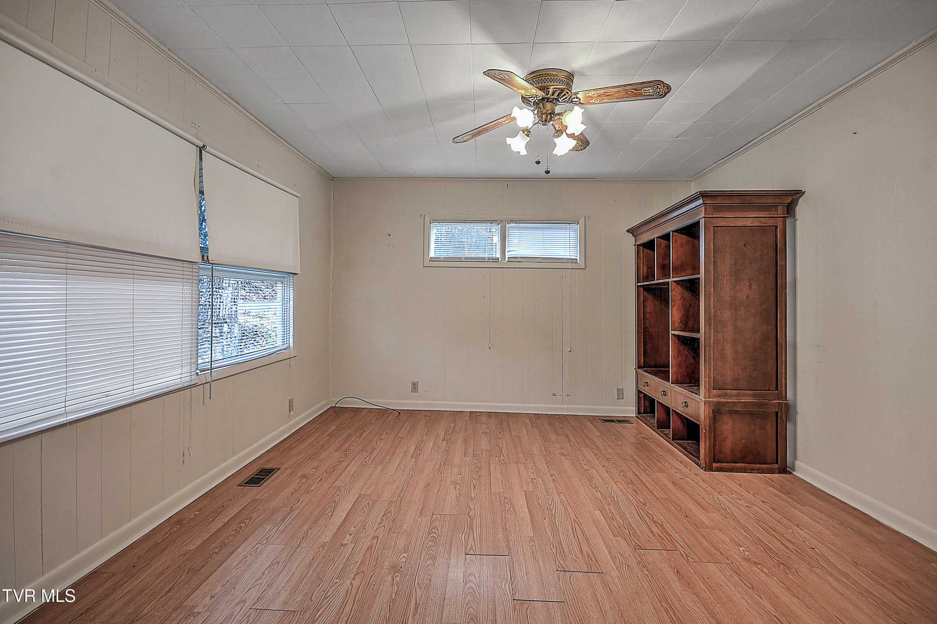 2033 Burke Drive