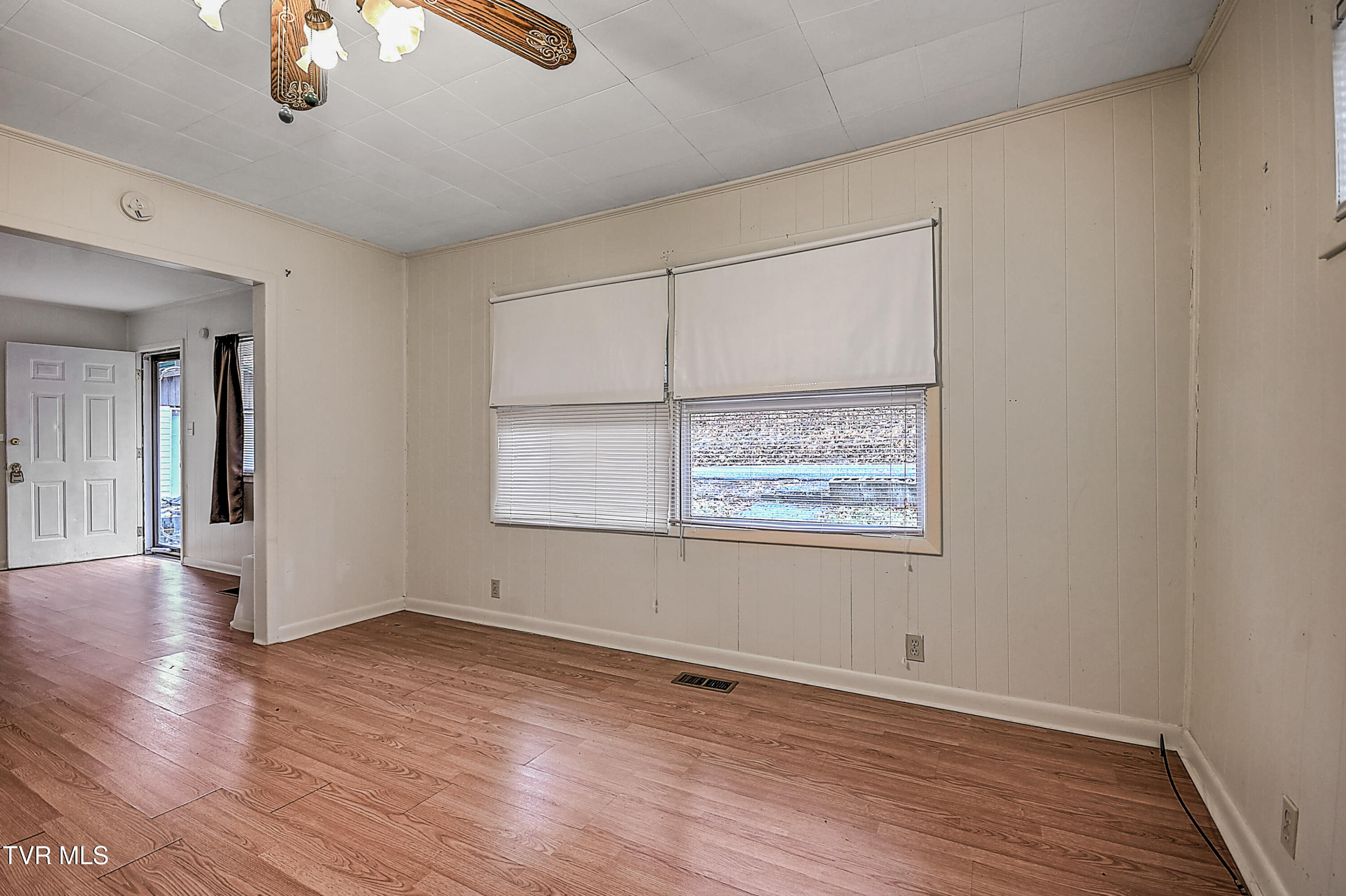 2033 Burke Drive