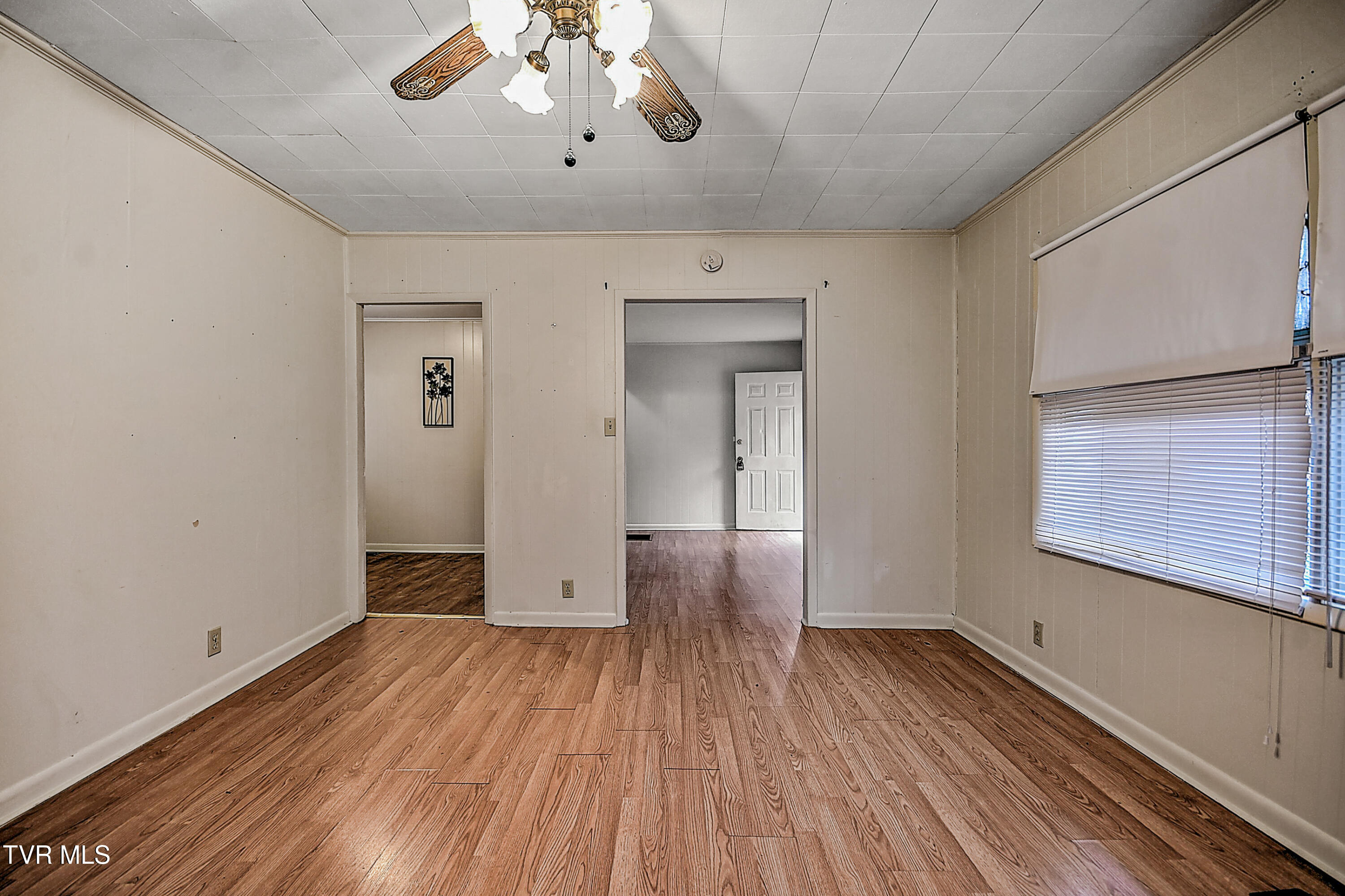 2033 Burke Drive