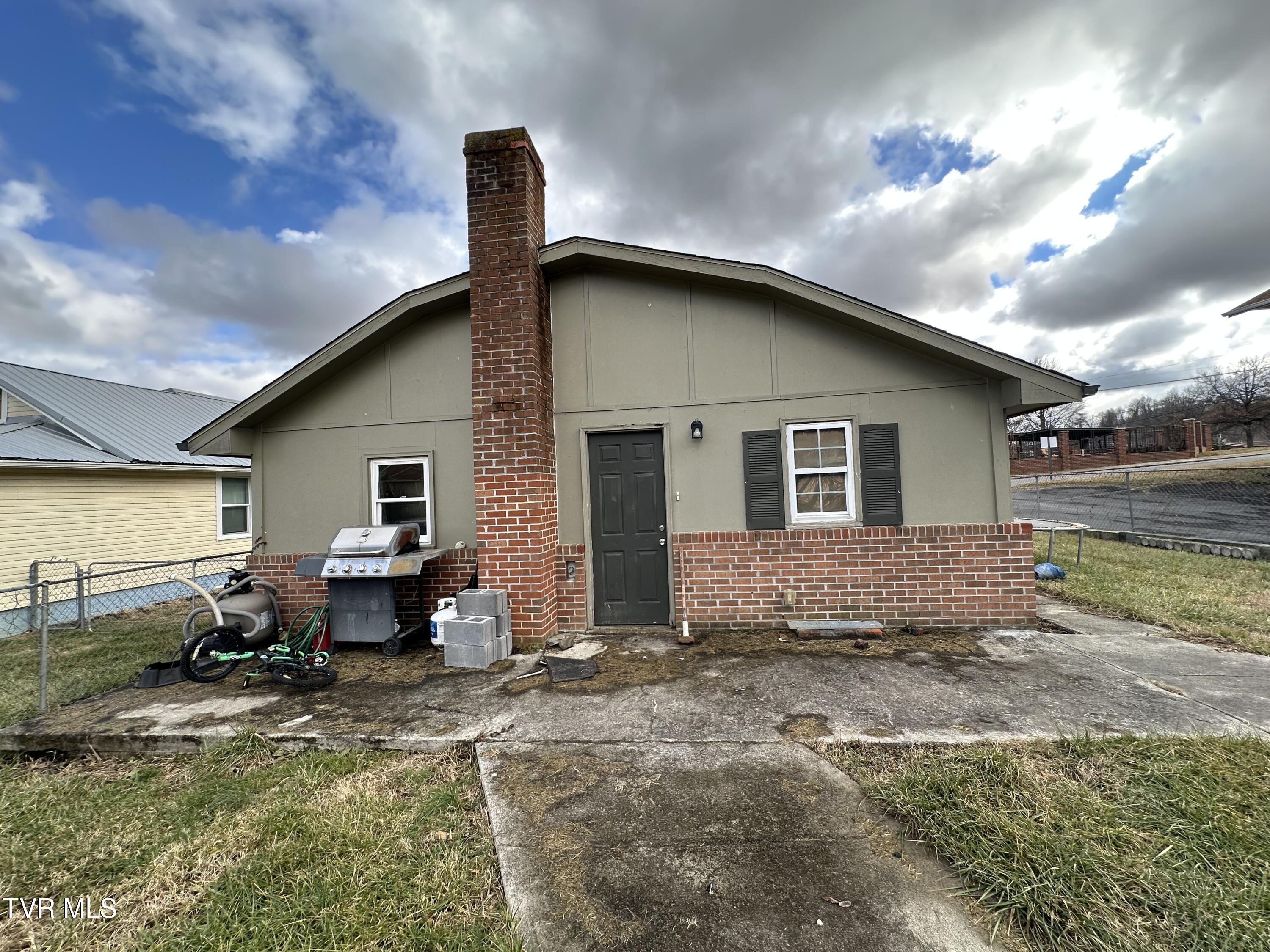 505 Cranberry Street