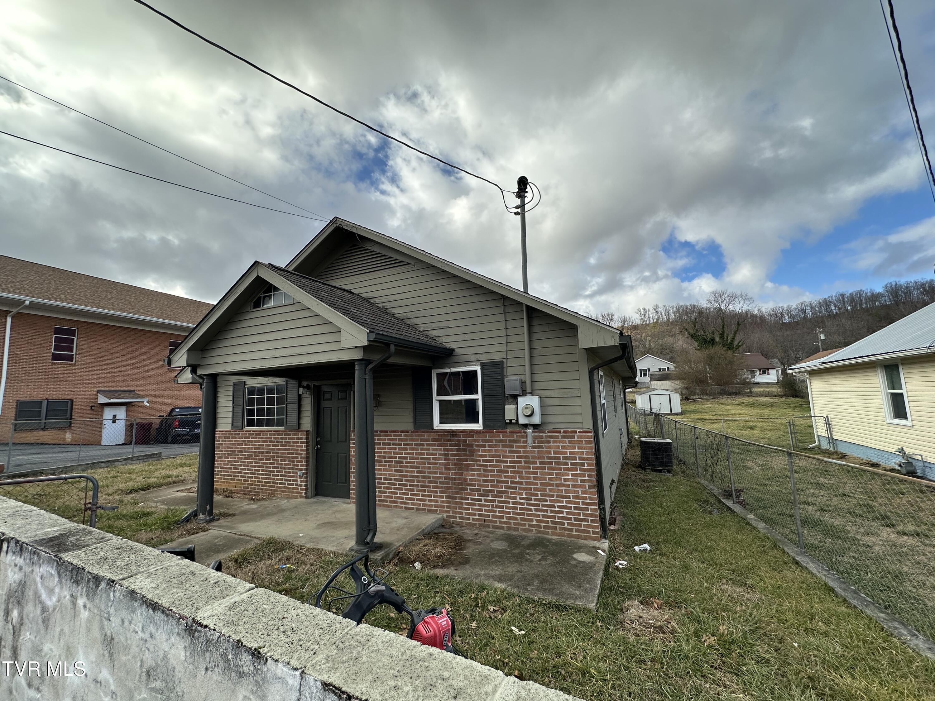 505 Cranberry Street