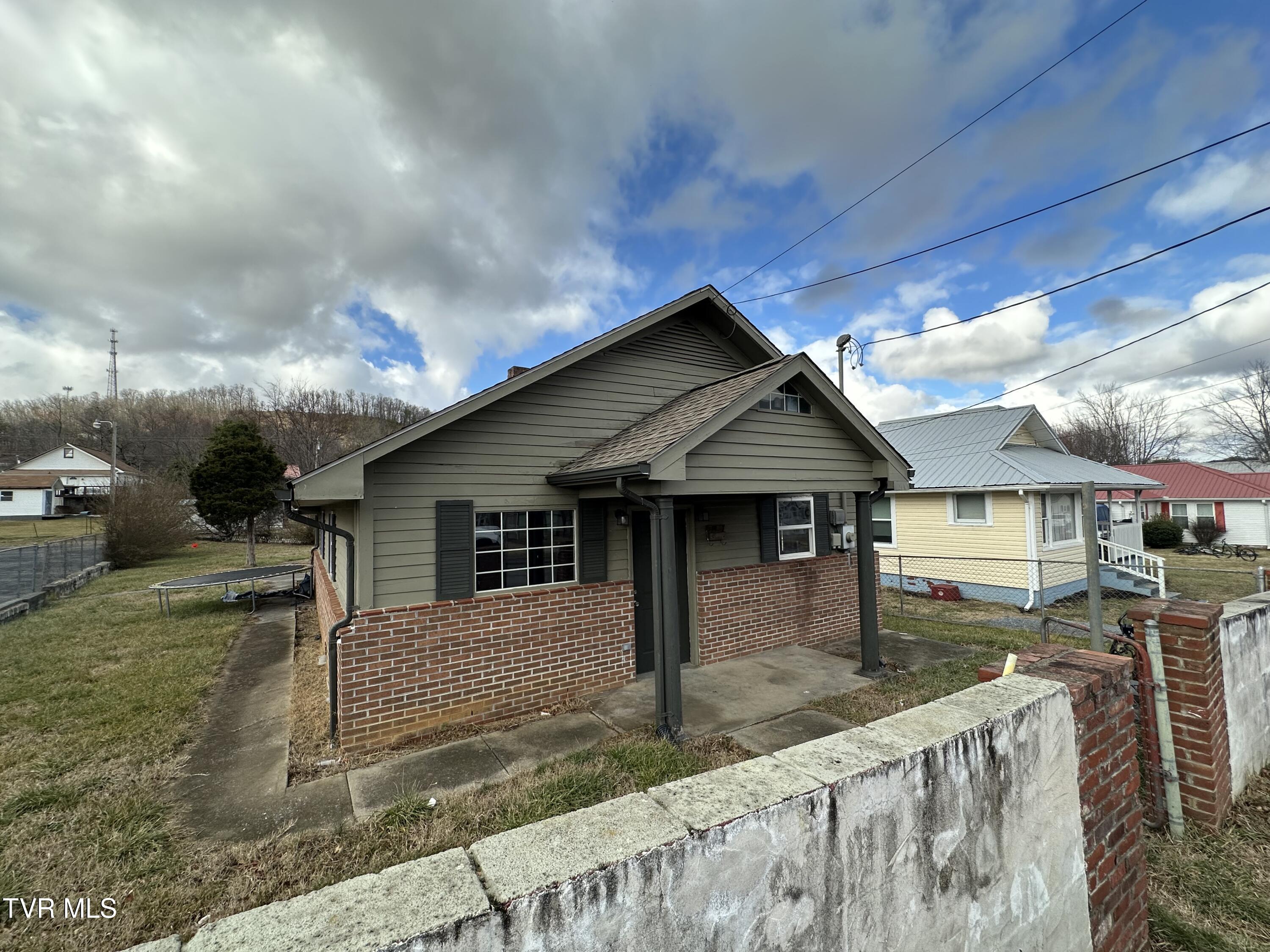 505 Cranberry Street