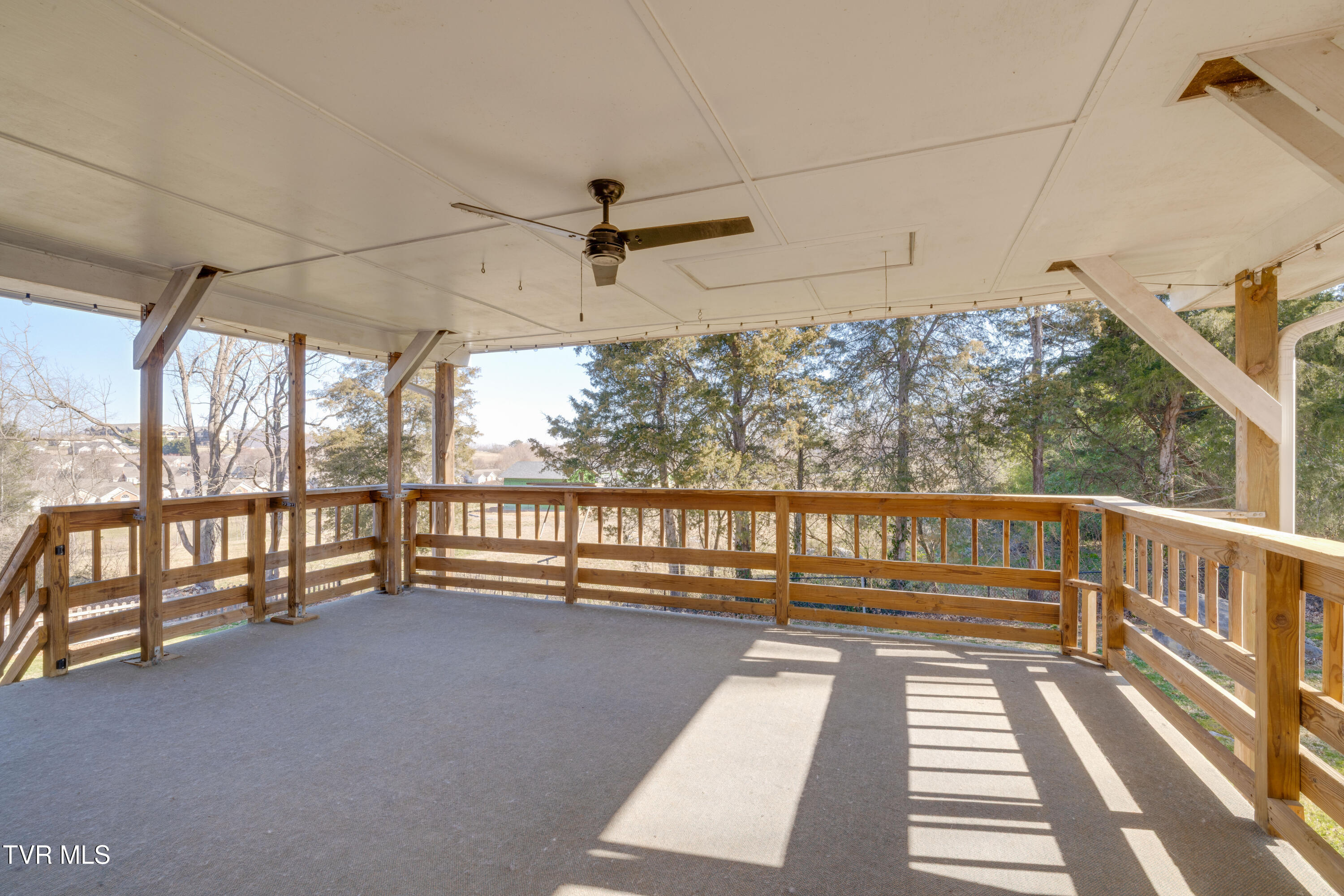 2502 Rambling Road