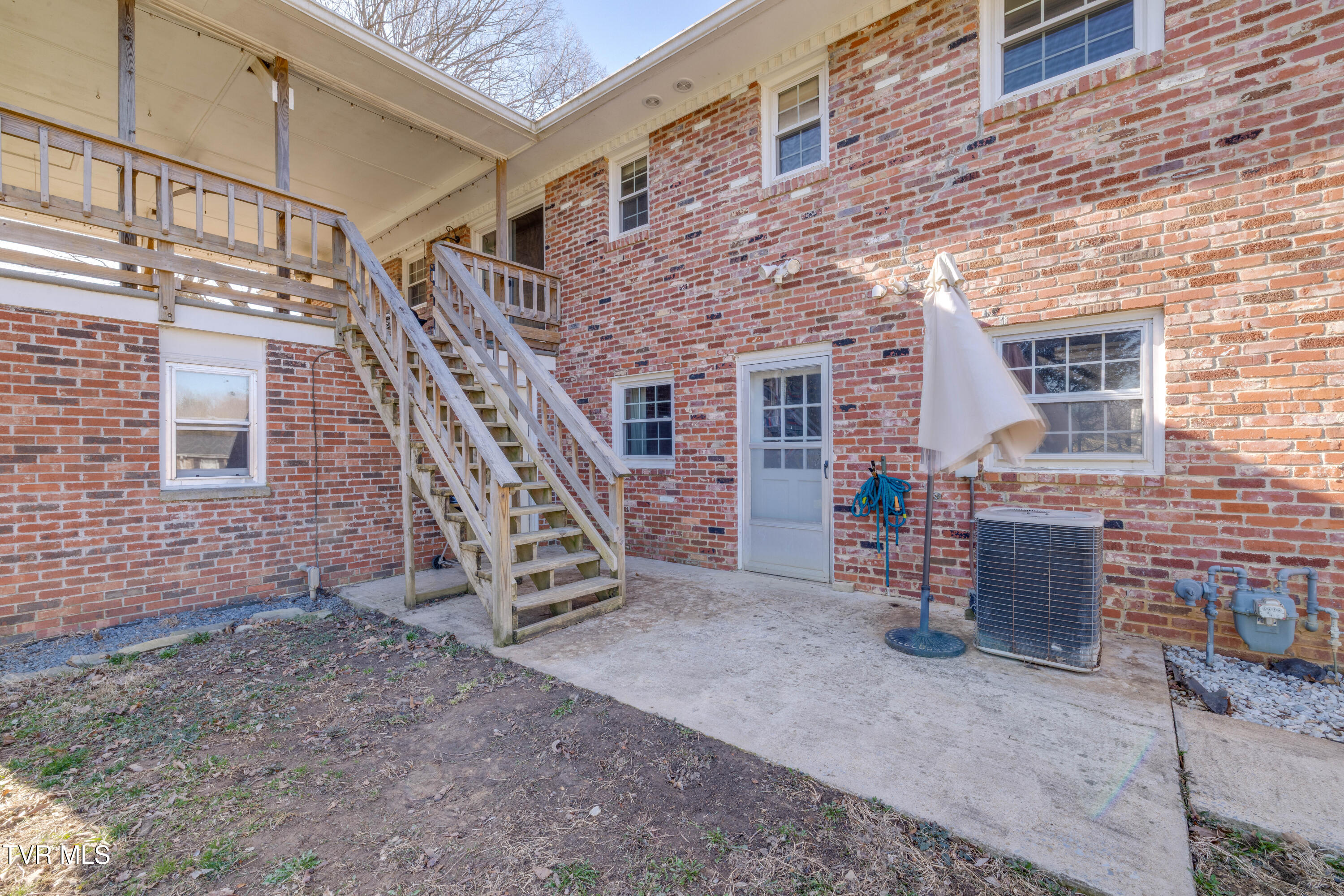 2502 Rambling Road