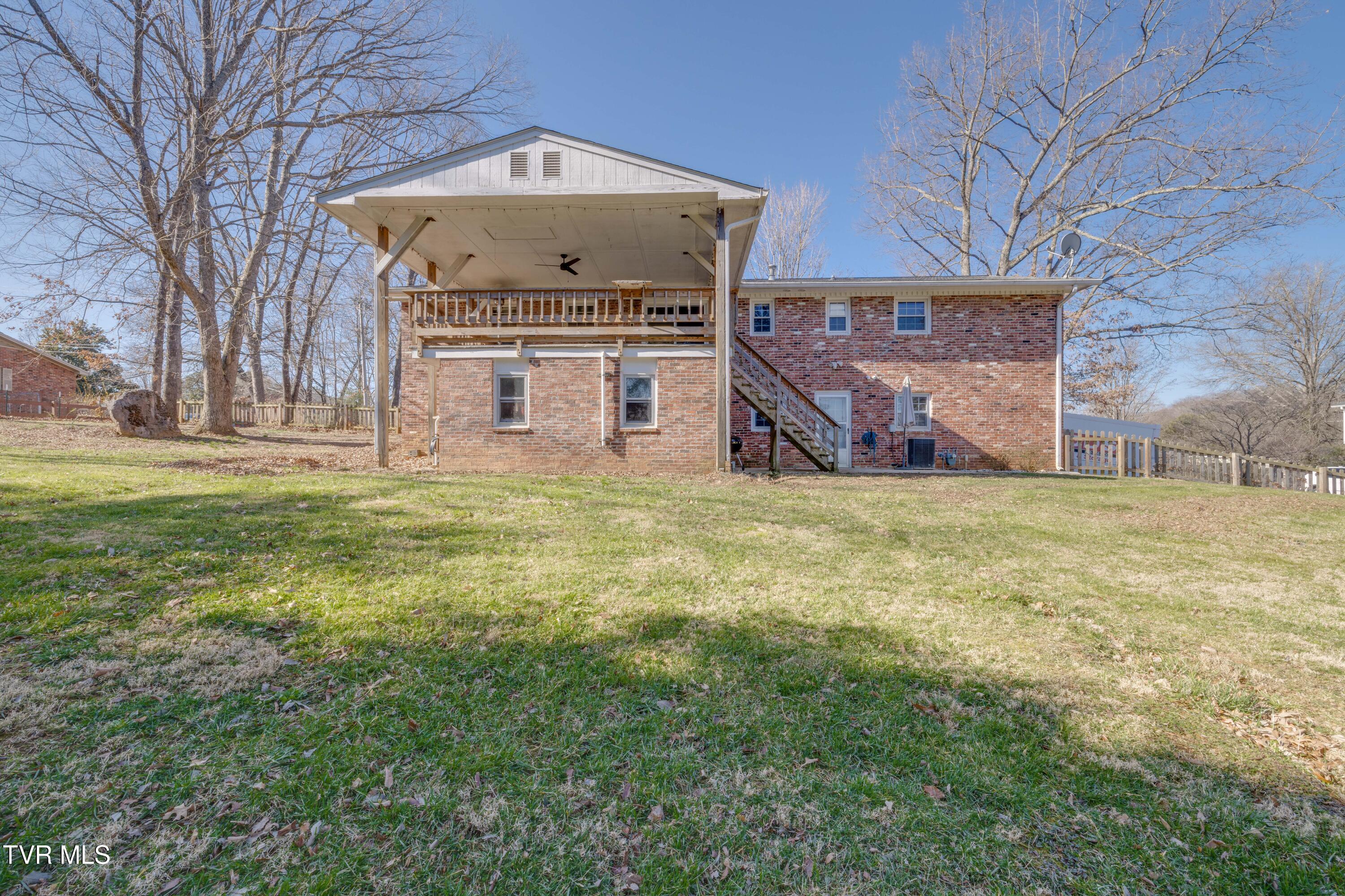 2502 Rambling Road