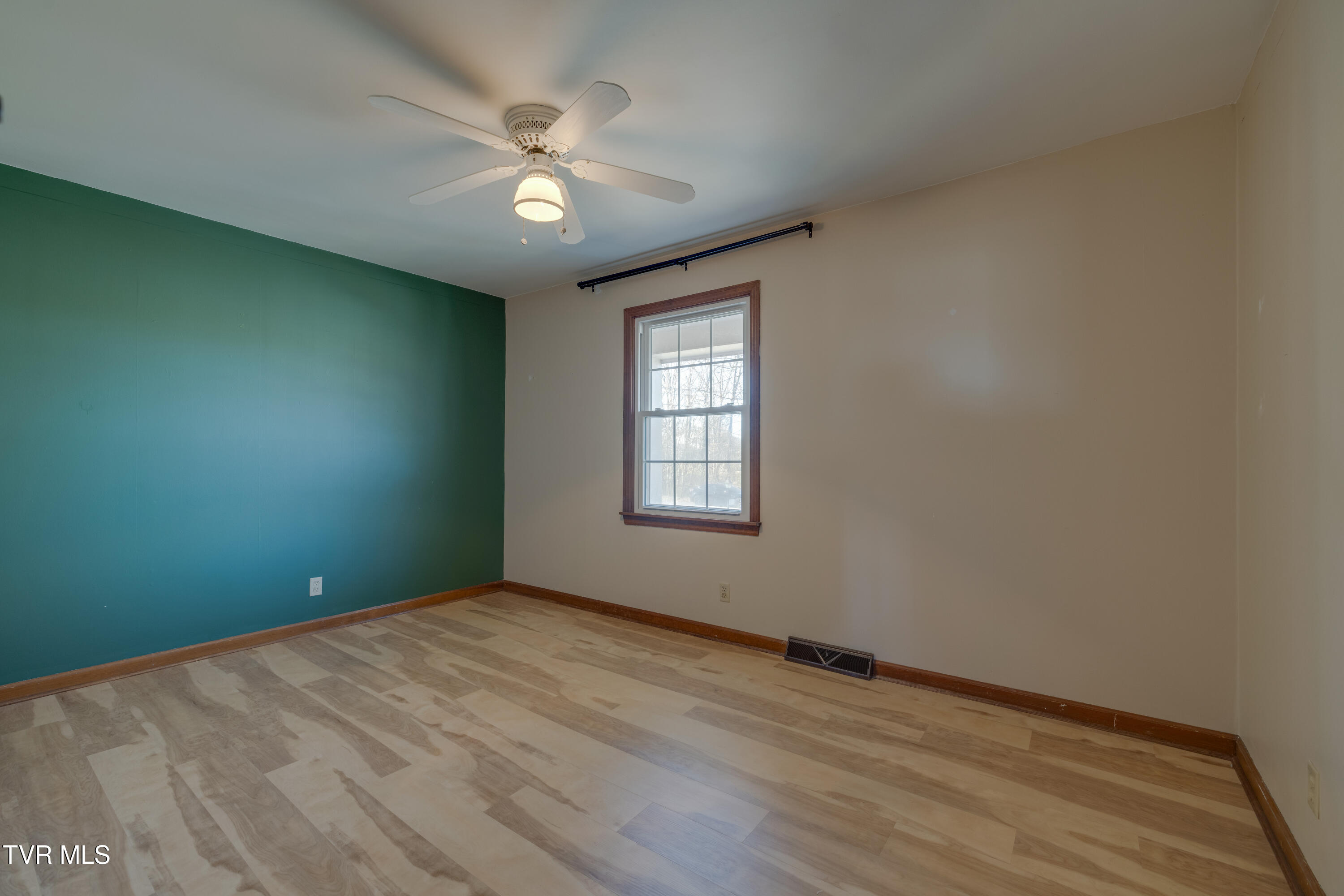 2502 Rambling Road