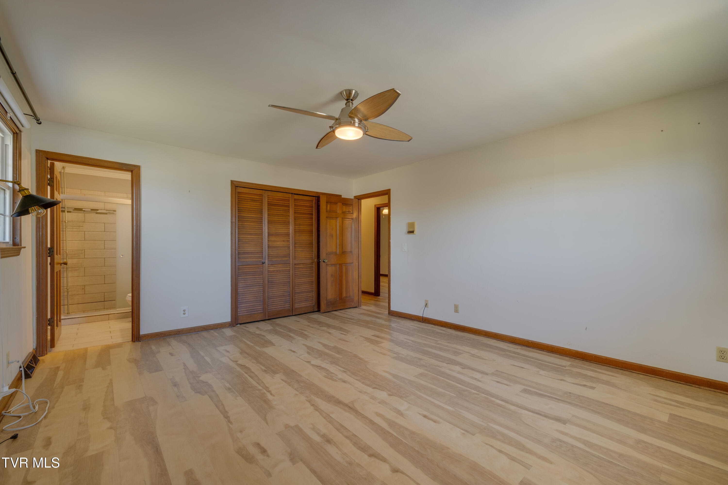 2502 Rambling Road