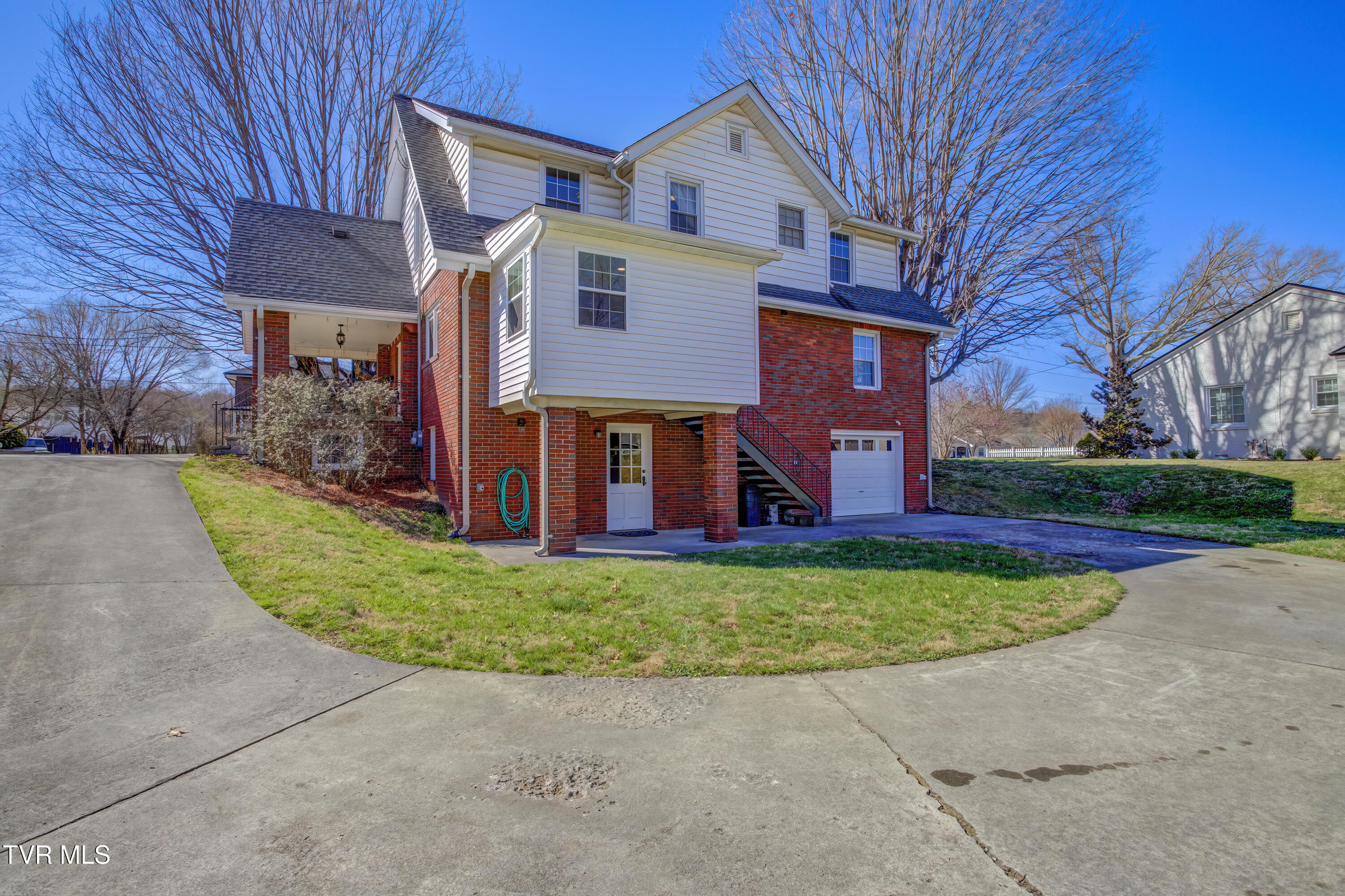 215 West F Street