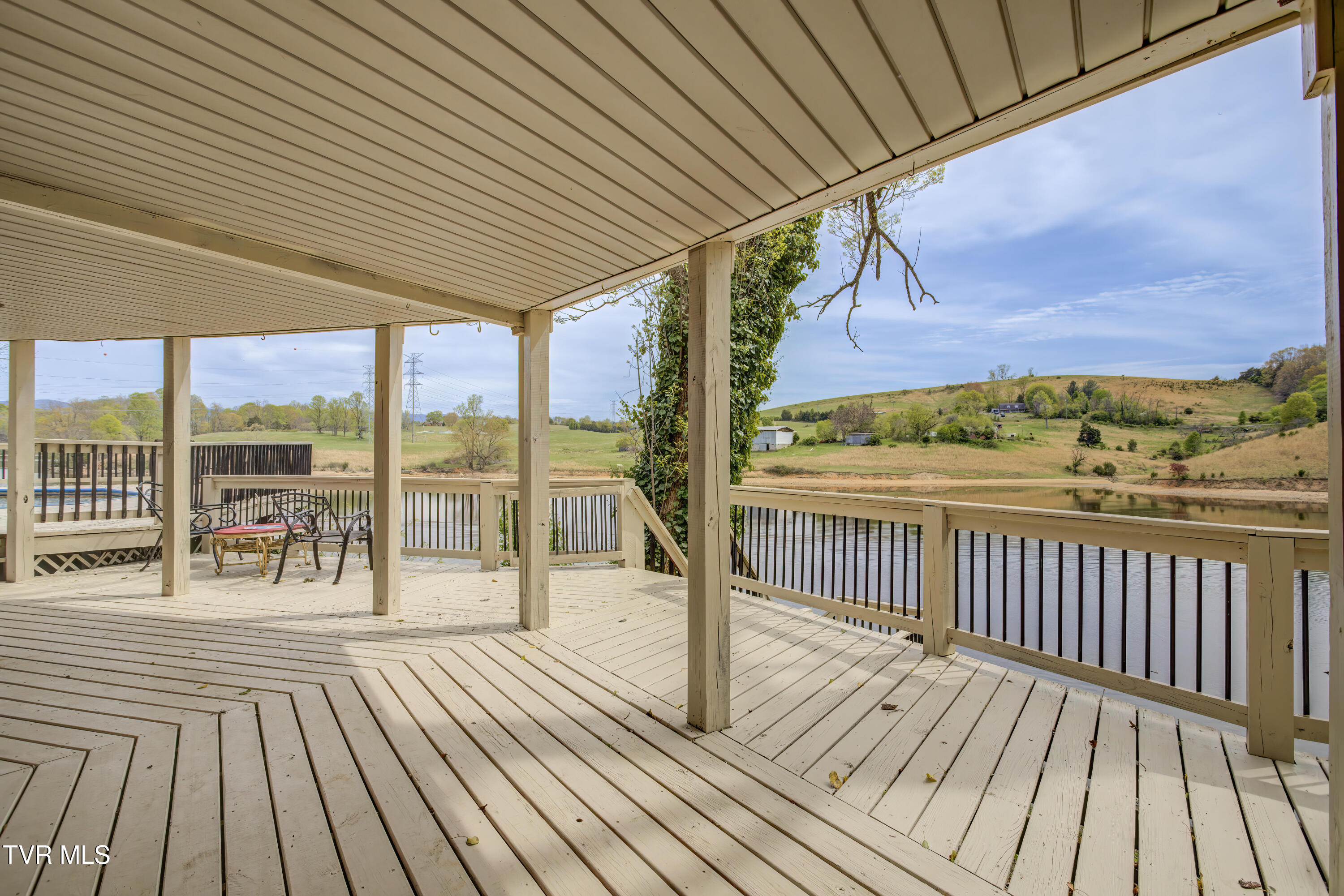 360 Boone Lake Circle