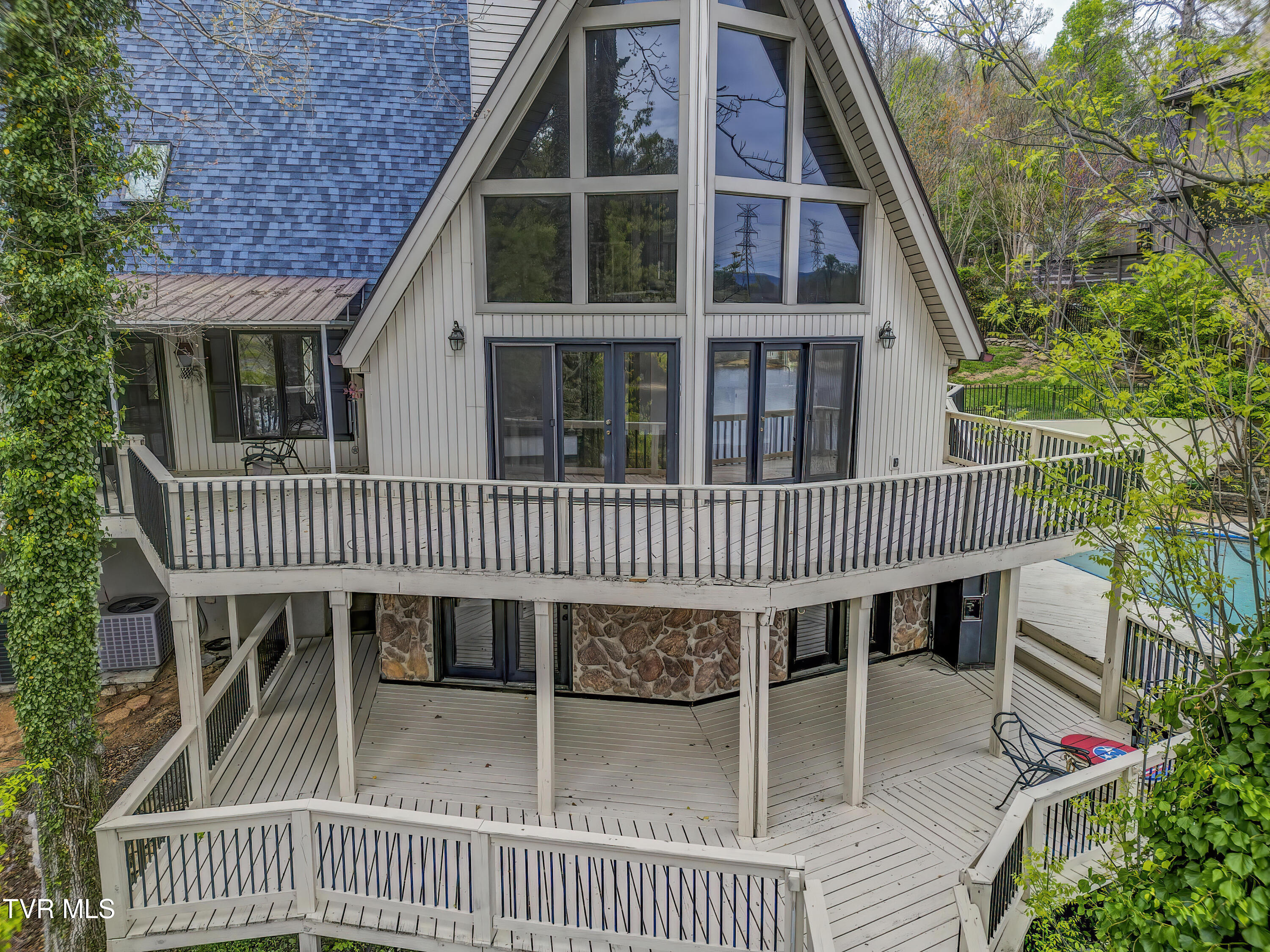 360 Boone Lake Circle