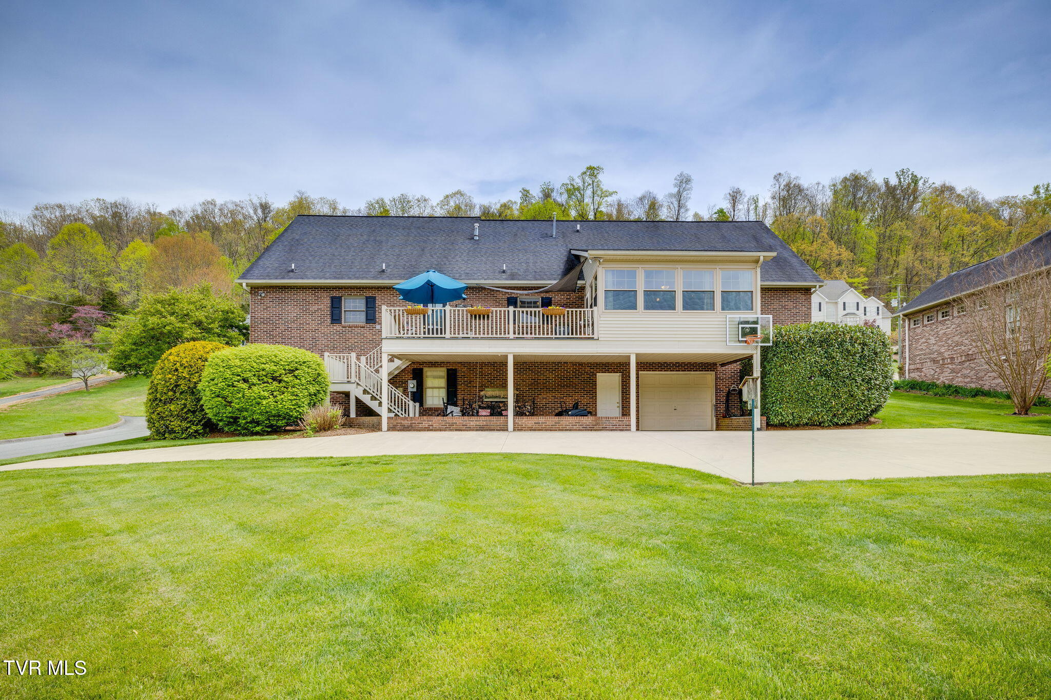 220 Regency Drive
