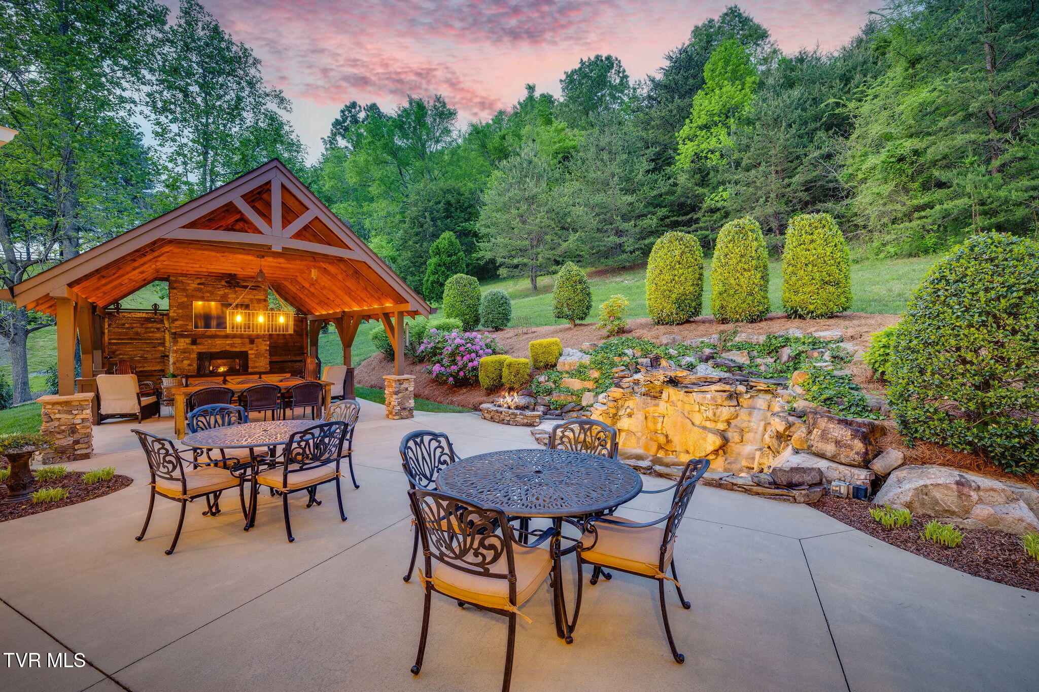 106 Stone Ridge Court