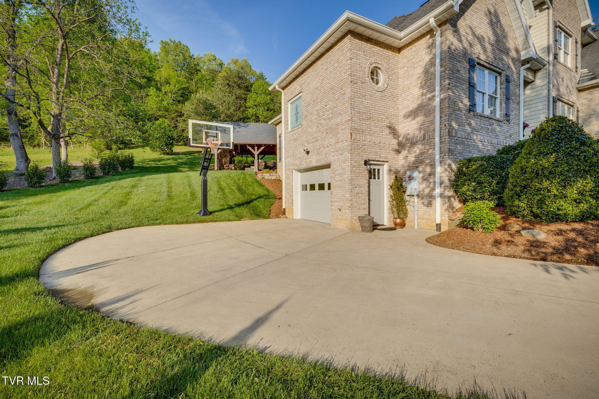 106 Stone Ridge Court
