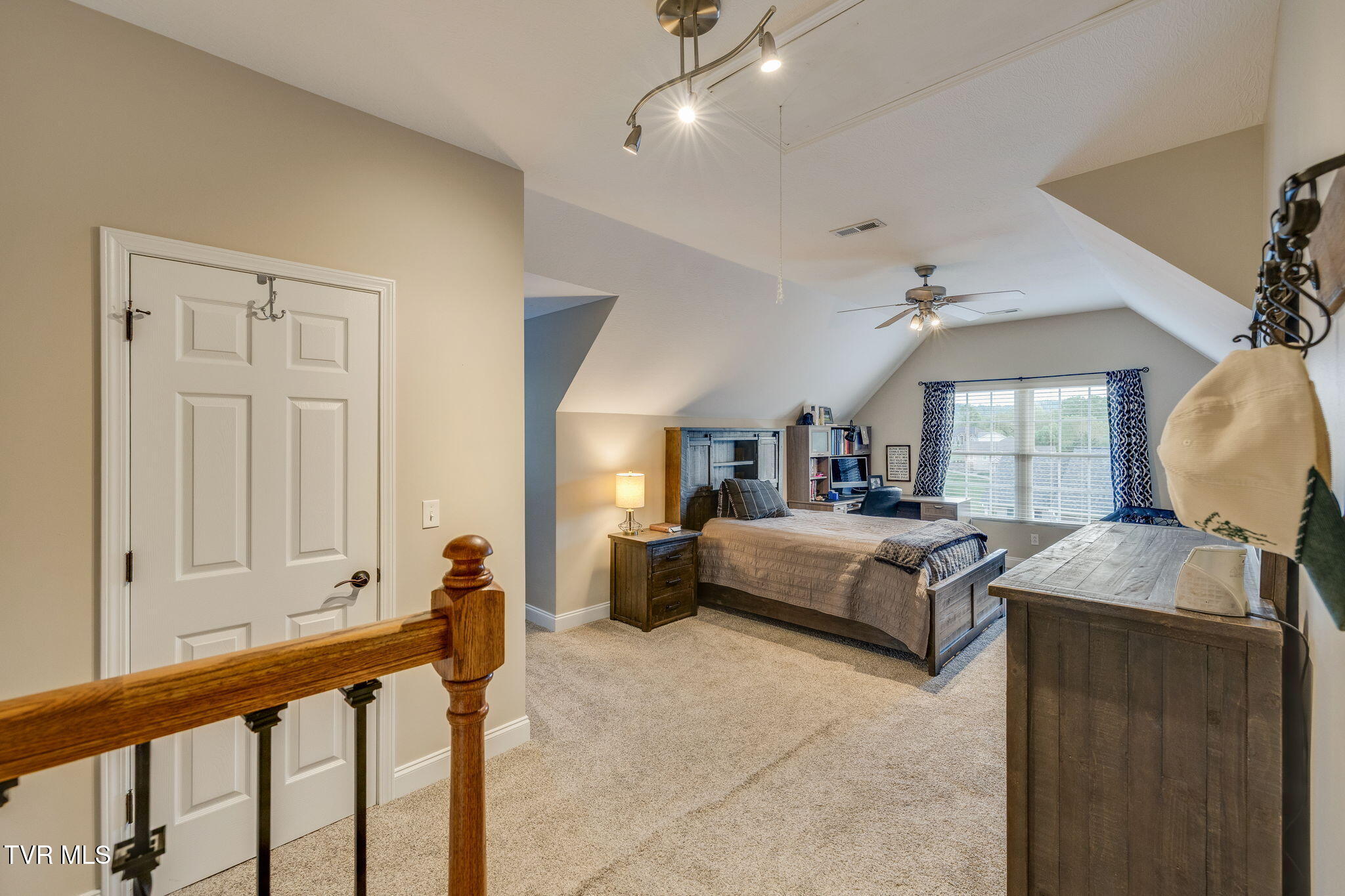 106 Stone Ridge Court