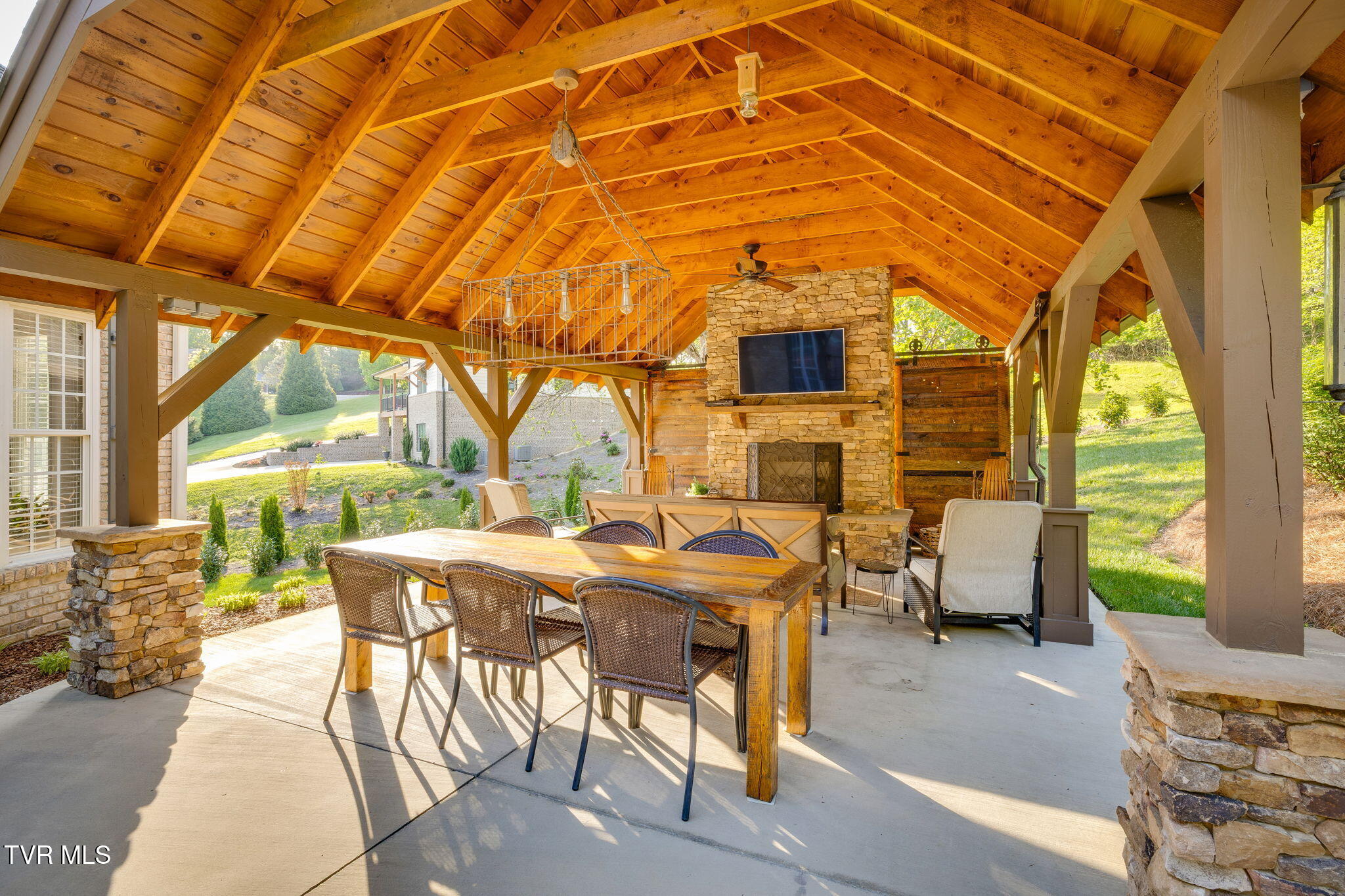 106 Stone Ridge Court