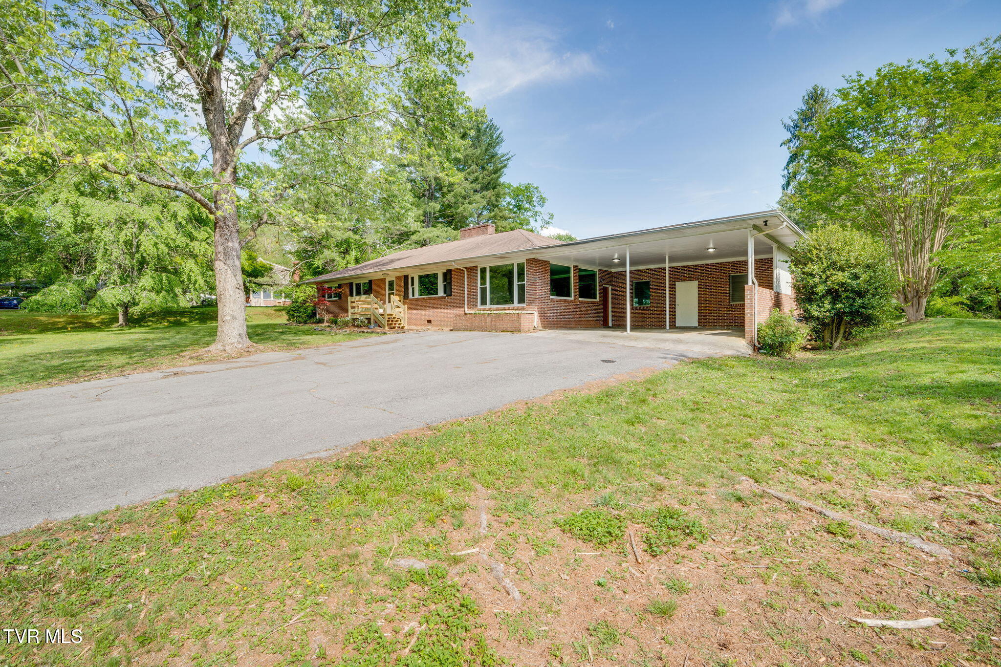 625 Vance Drive