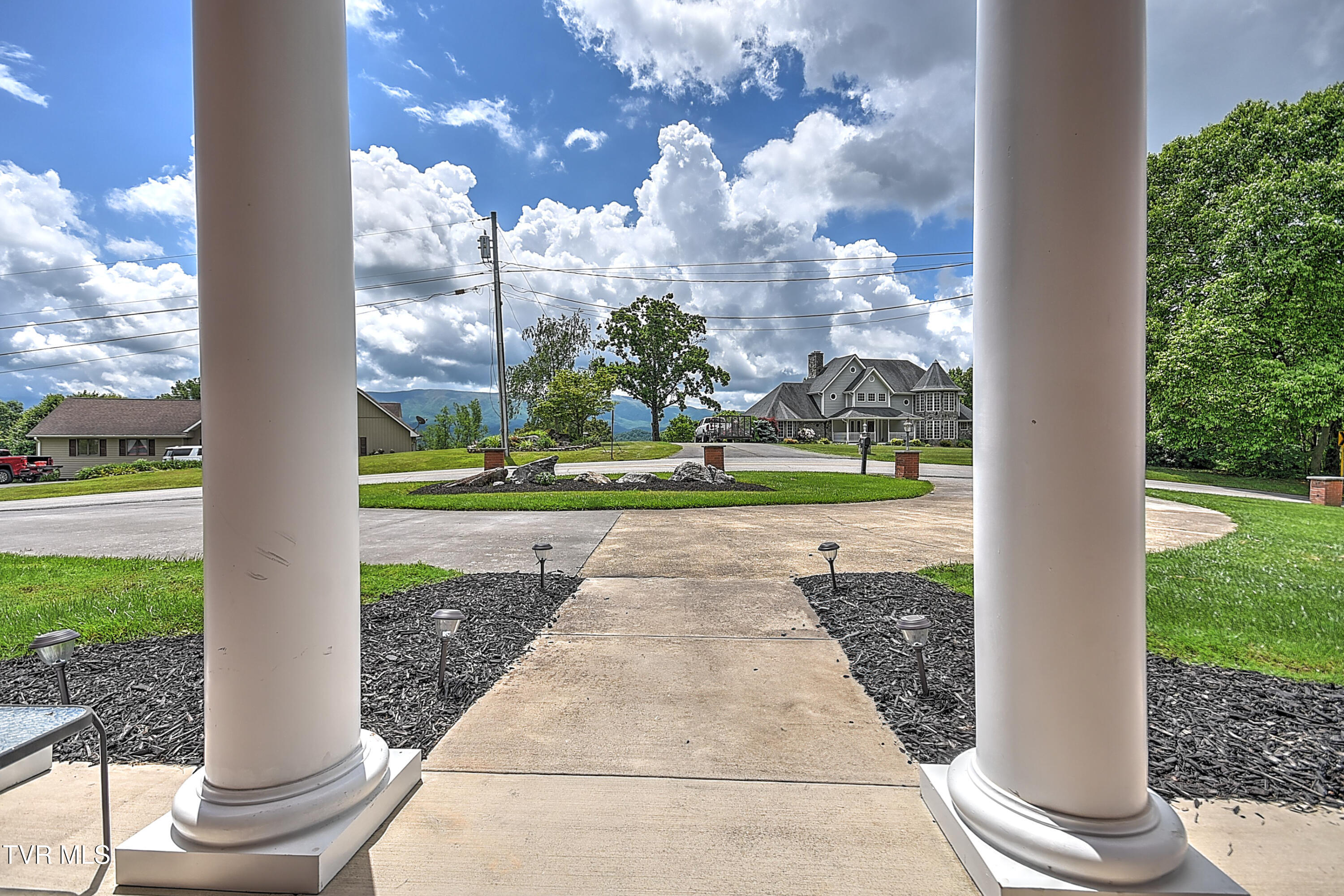 641 Peoples Road