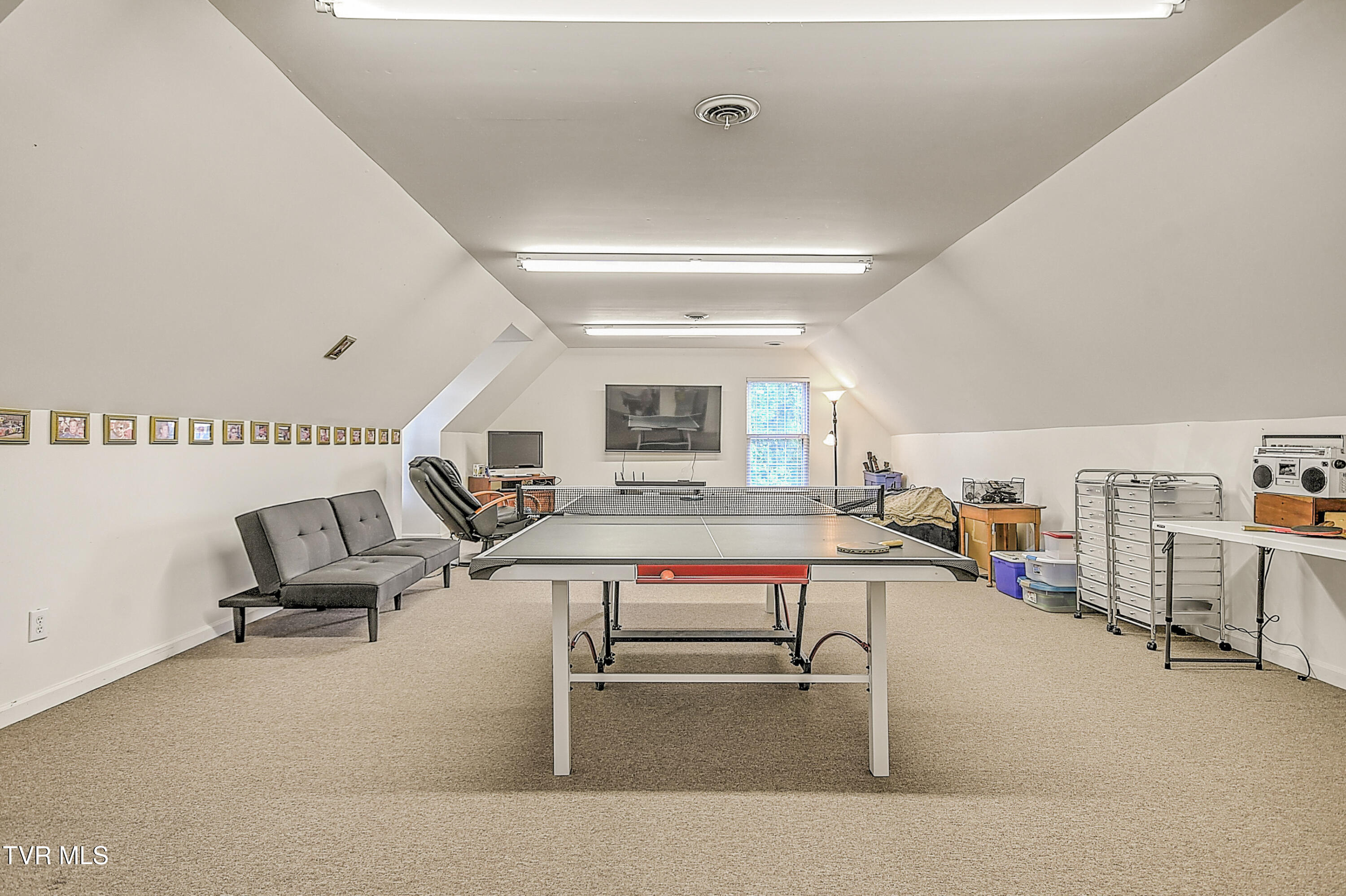 641 Peoples Road