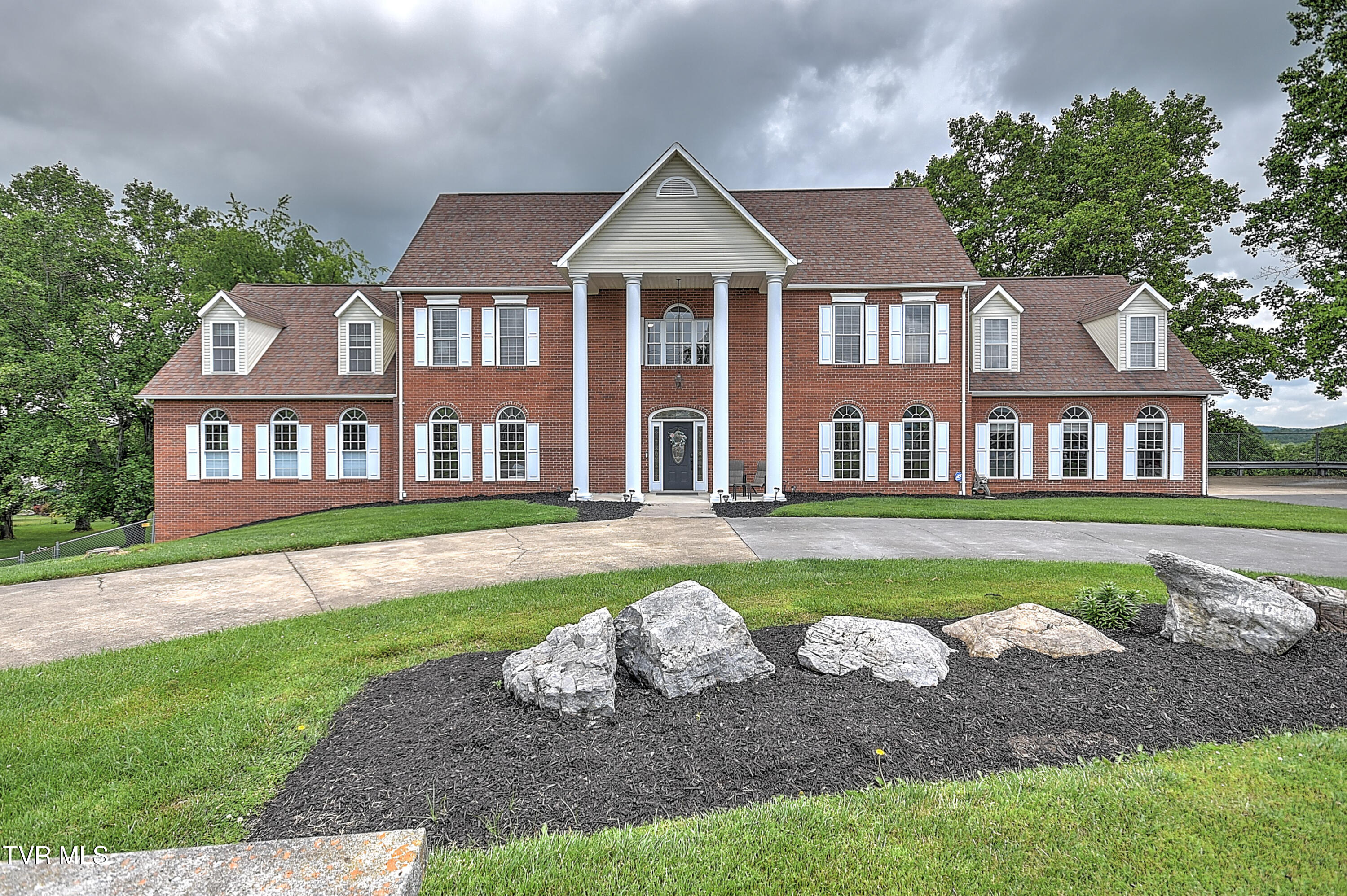 641 Peoples Road