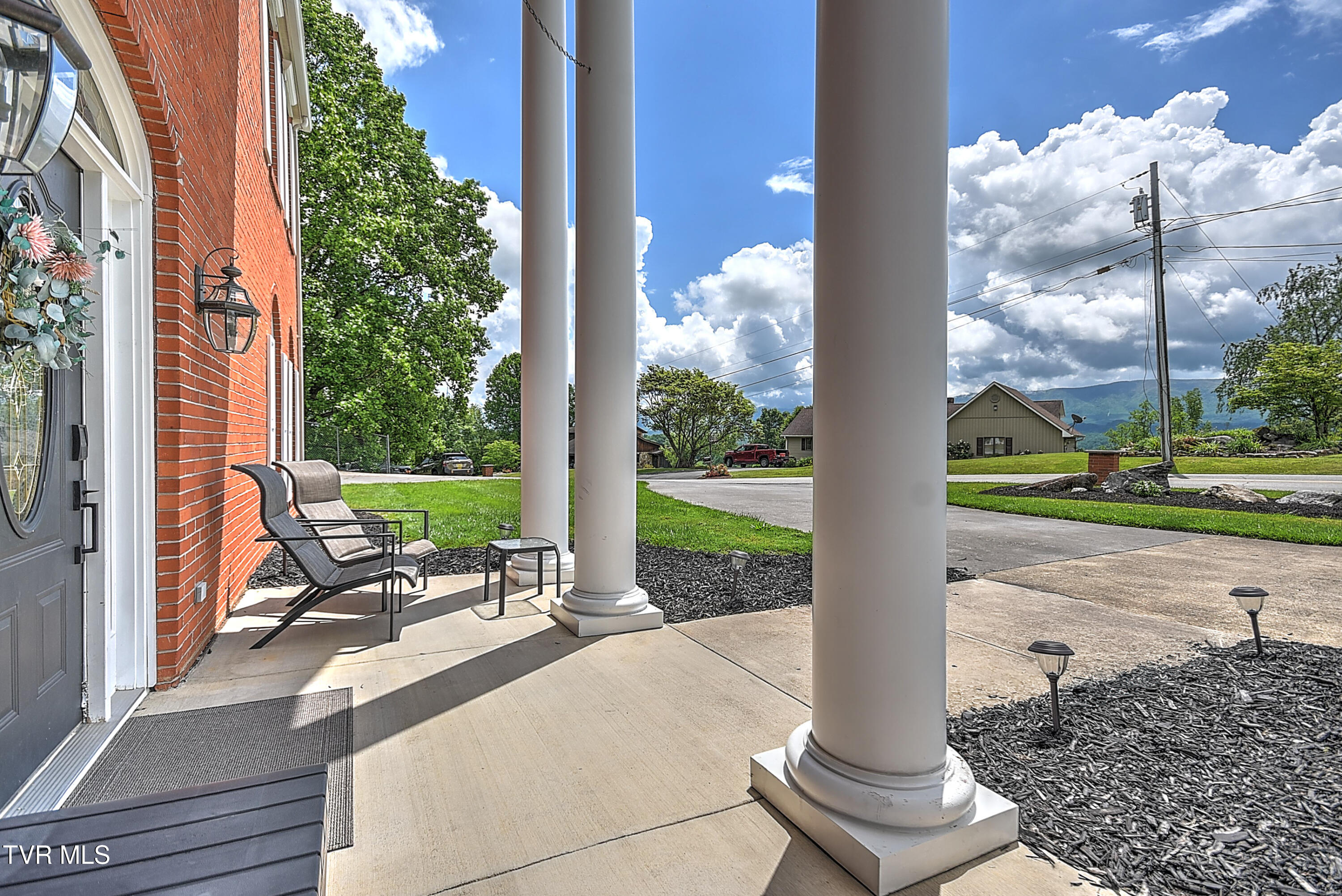 641 Peoples Road