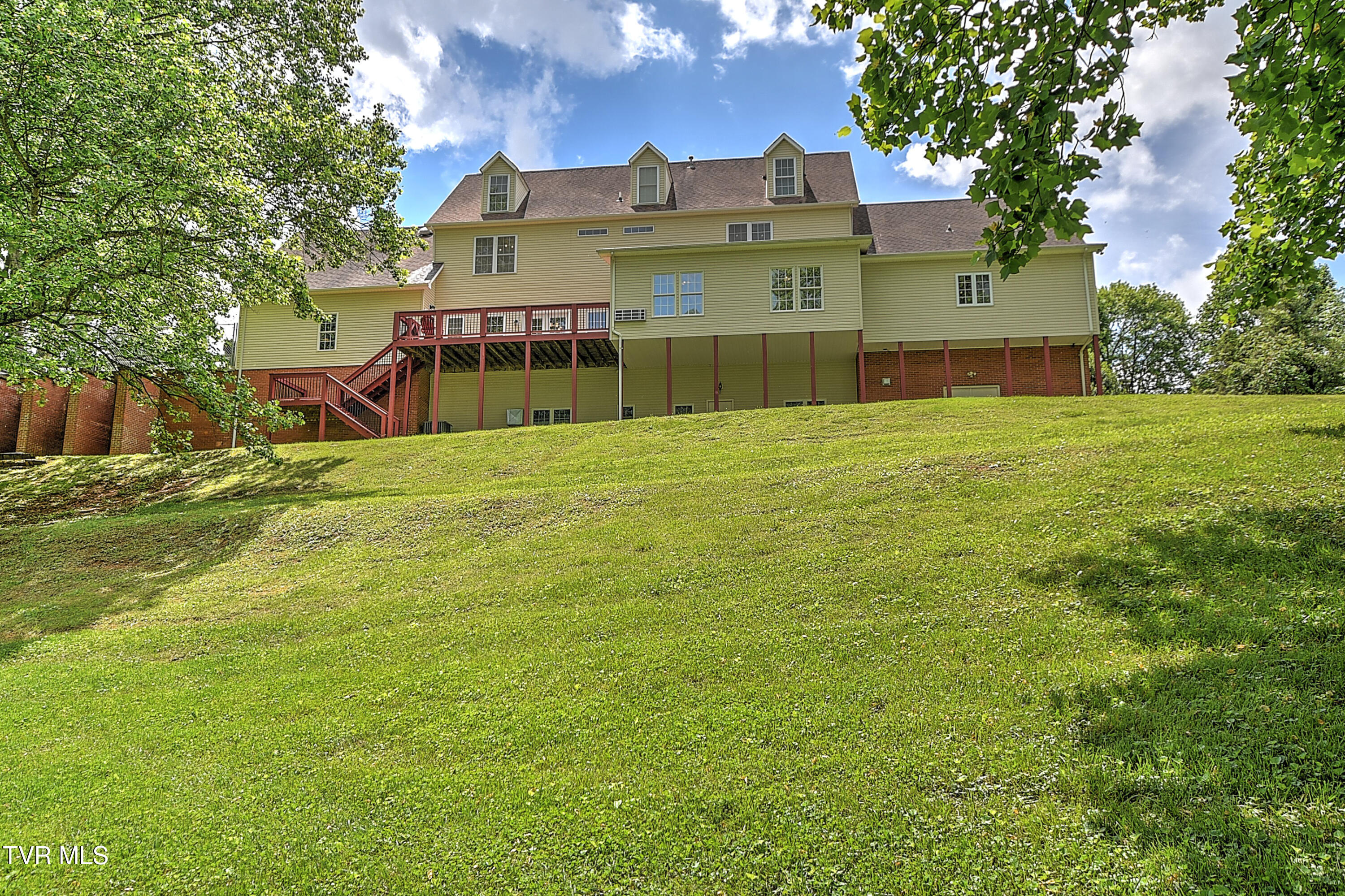 641 Peoples Road