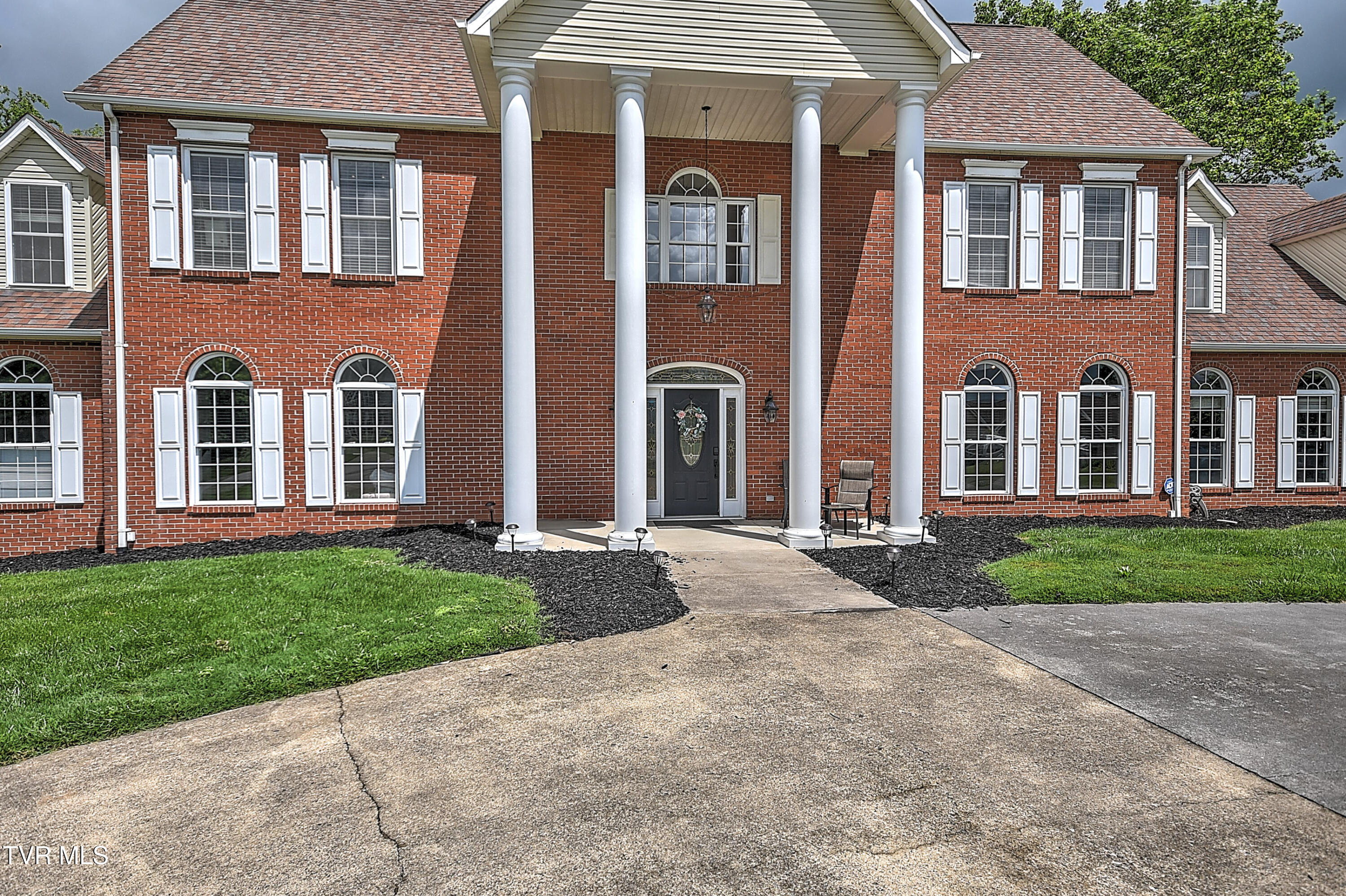 641 Peoples Road
