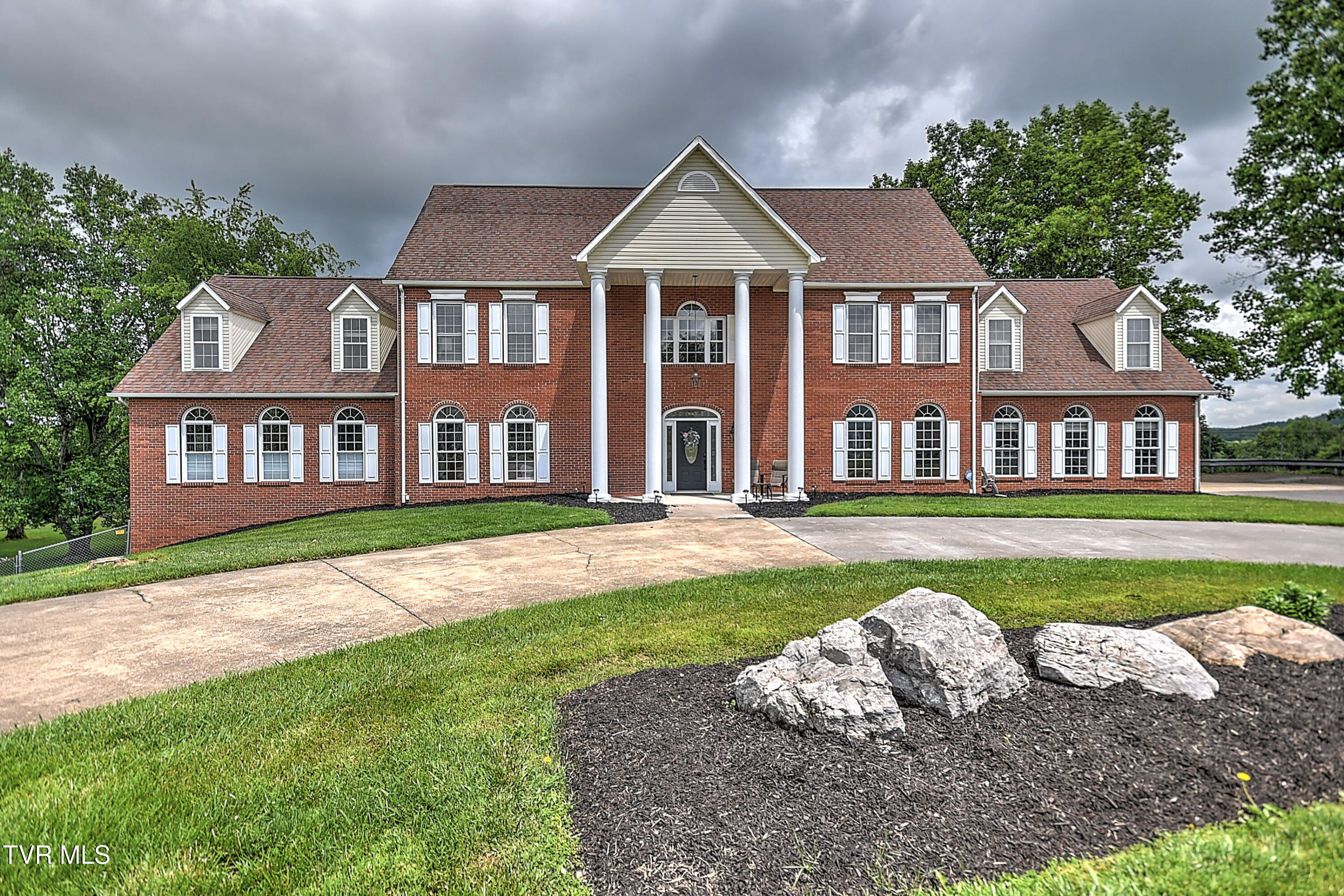 641 Peoples Road