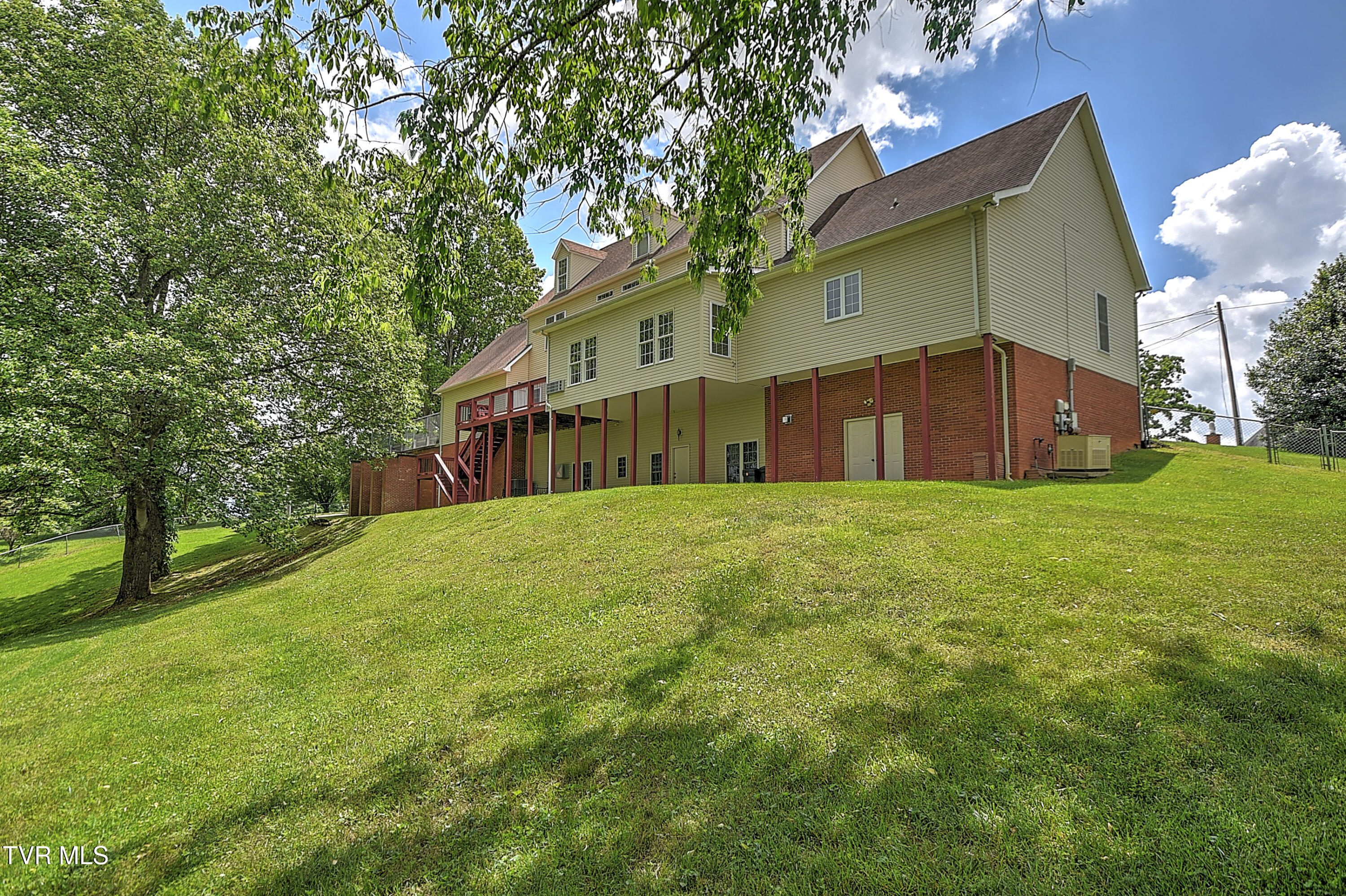 641 Peoples Road