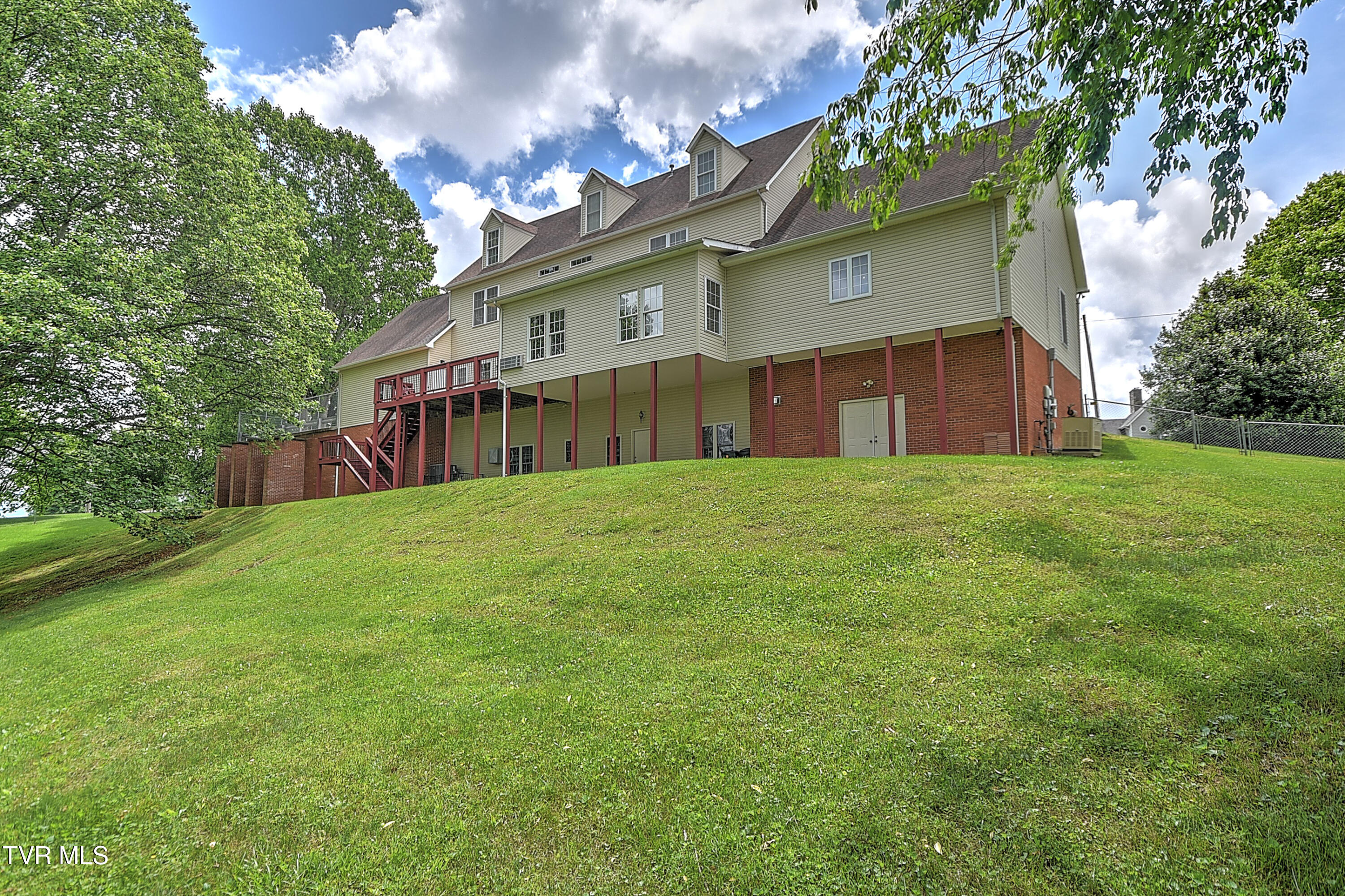 641 Peoples Road
