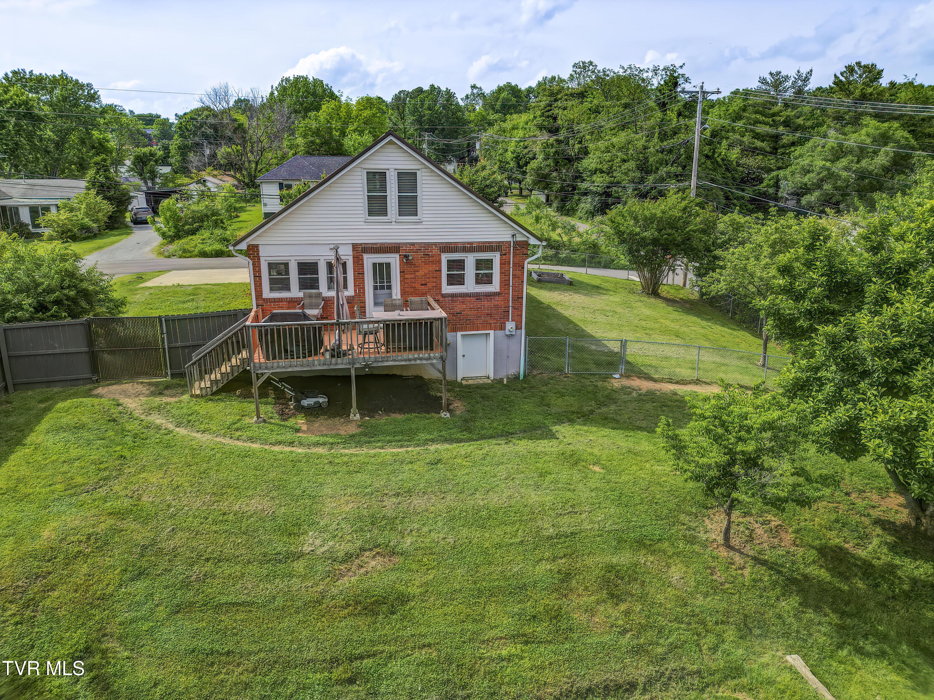 326 Cherry Street