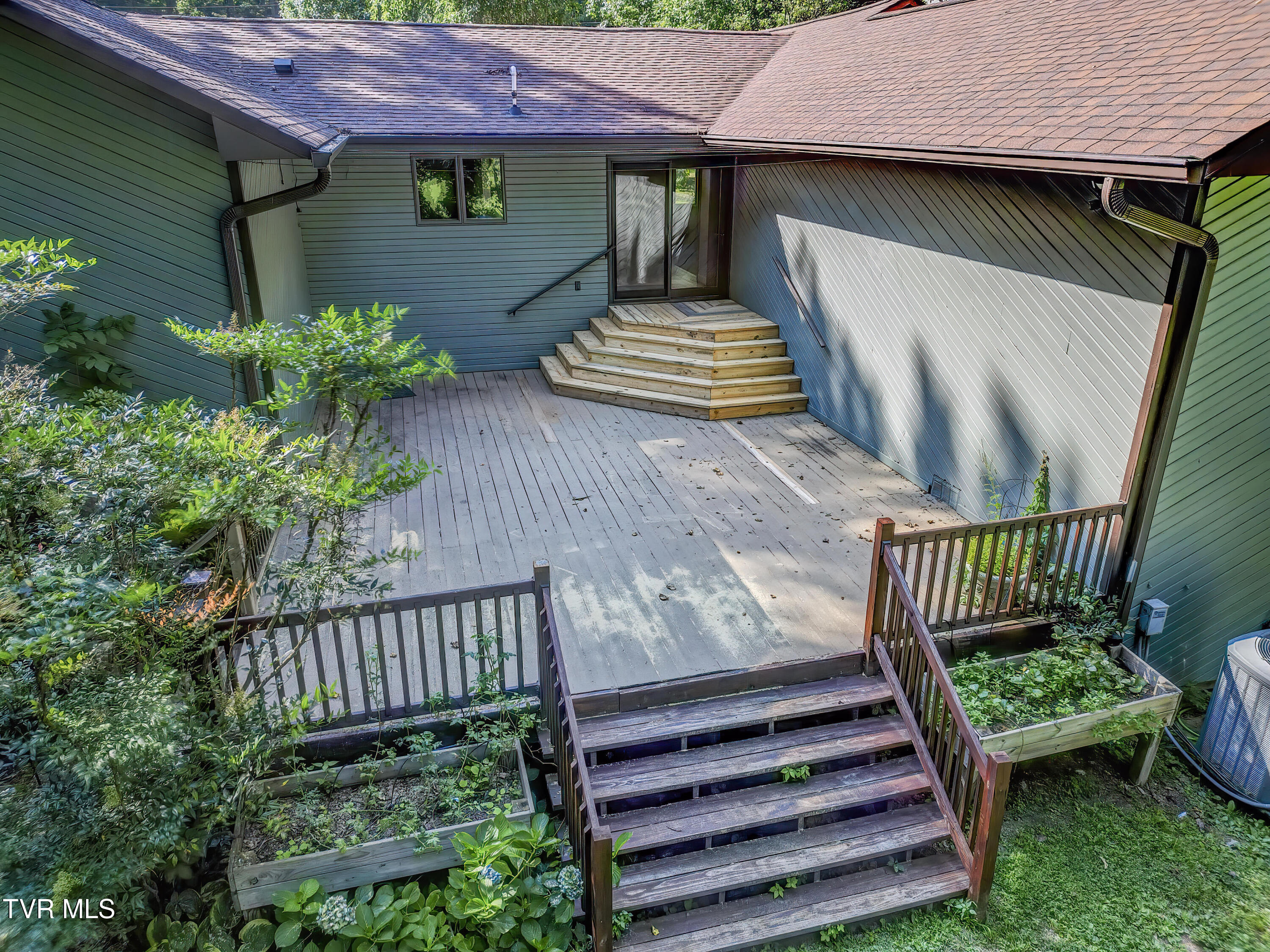 230 Picadilly Lane