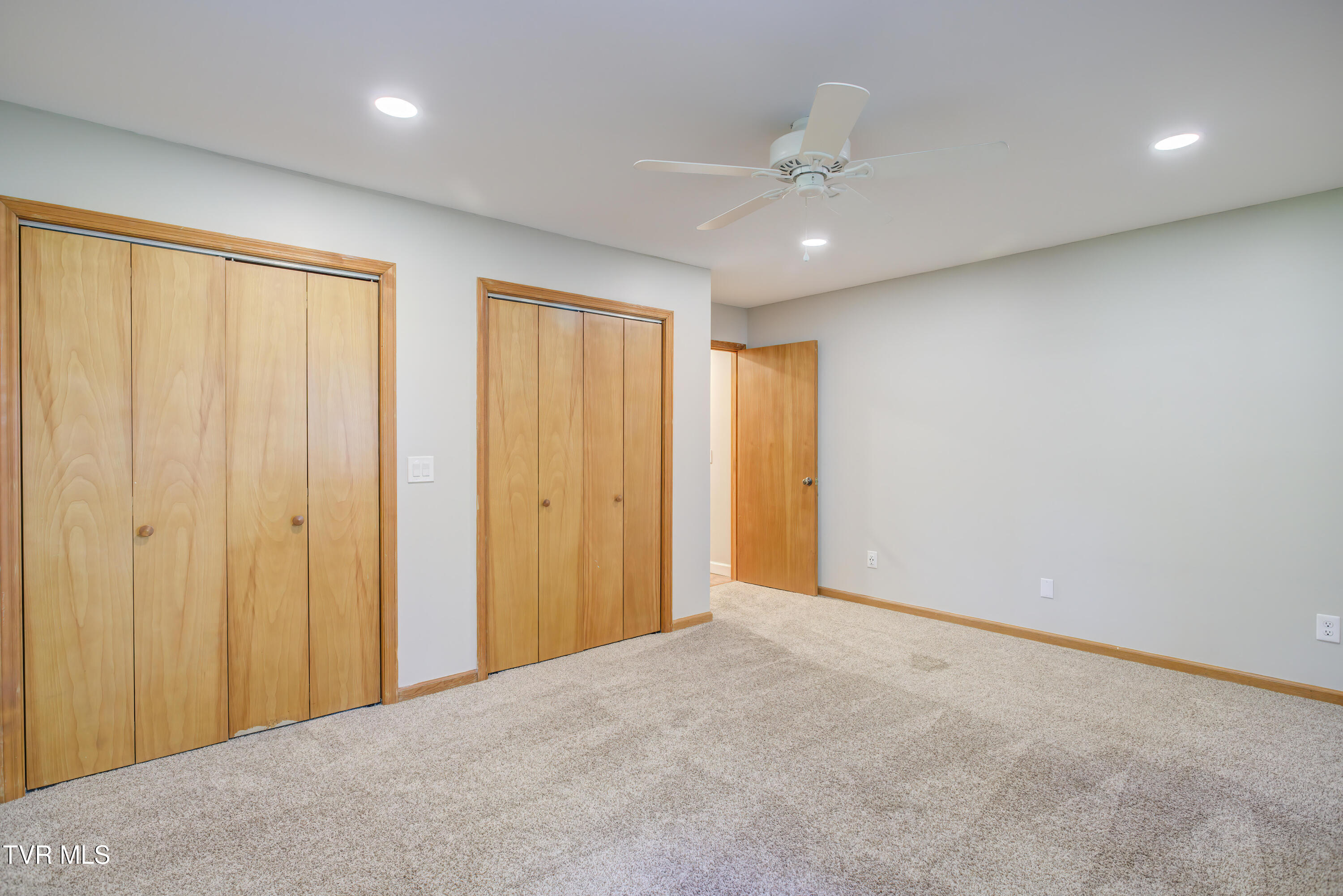 230 Picadilly Lane